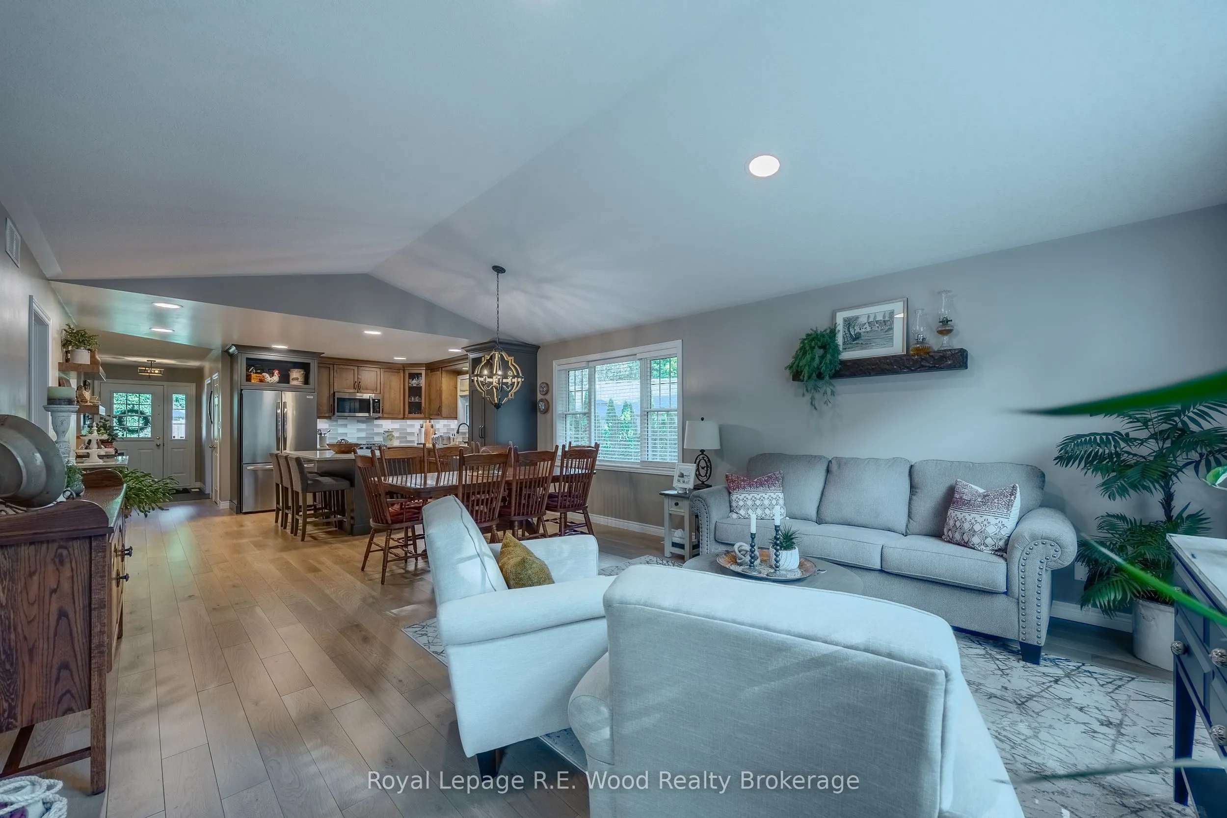 3 Otterview Drive