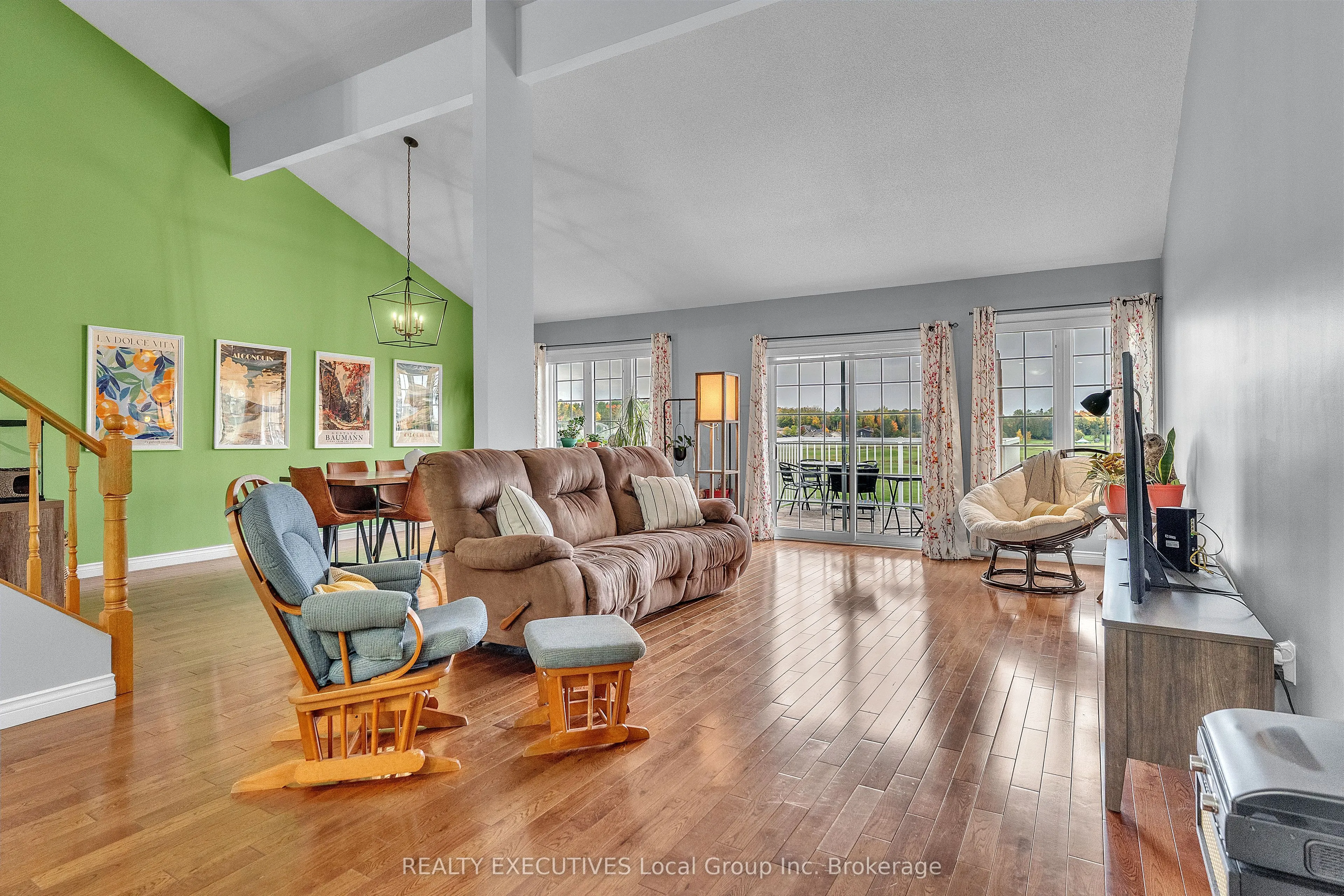 87 Fairway Drive