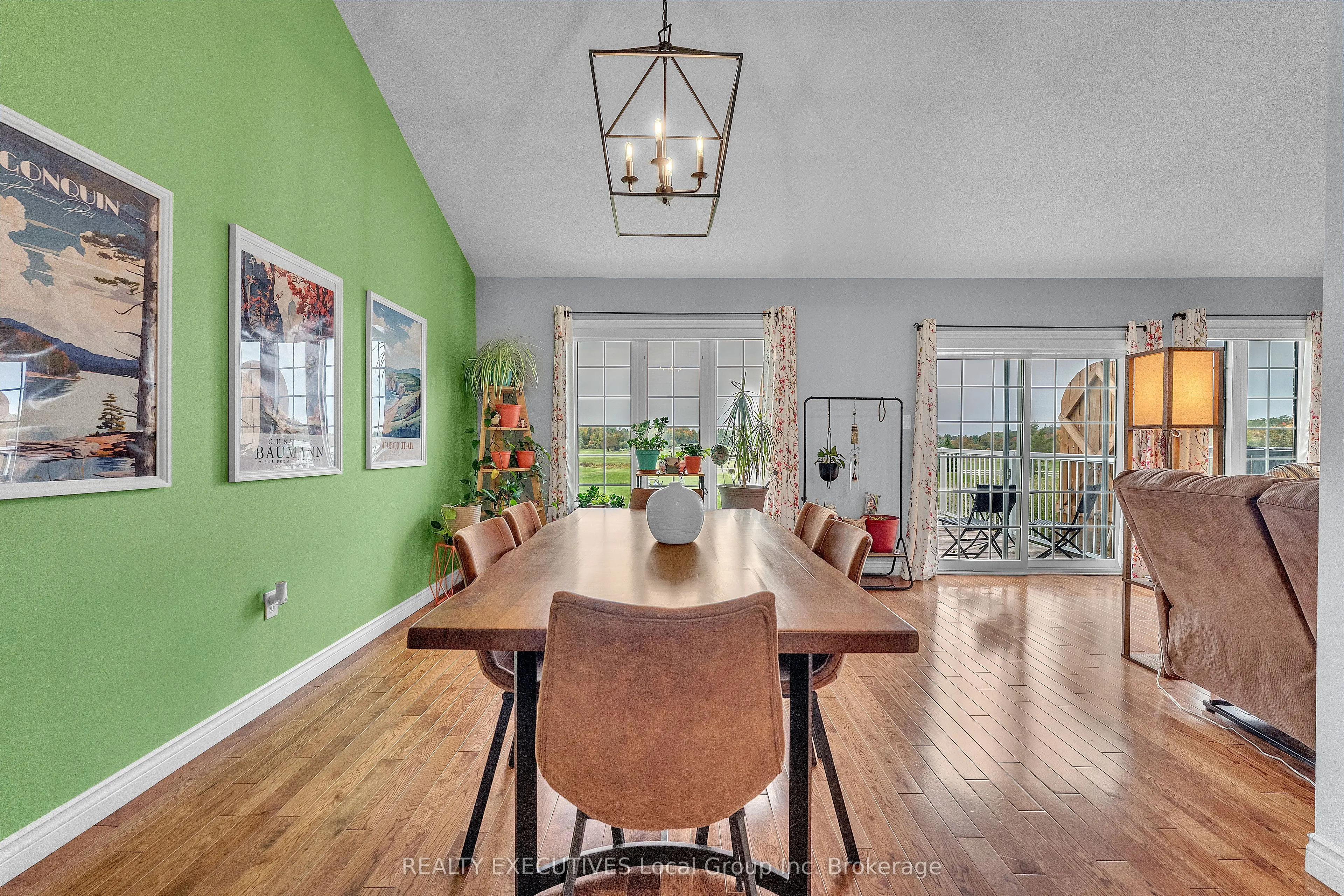 87 Fairway Drive