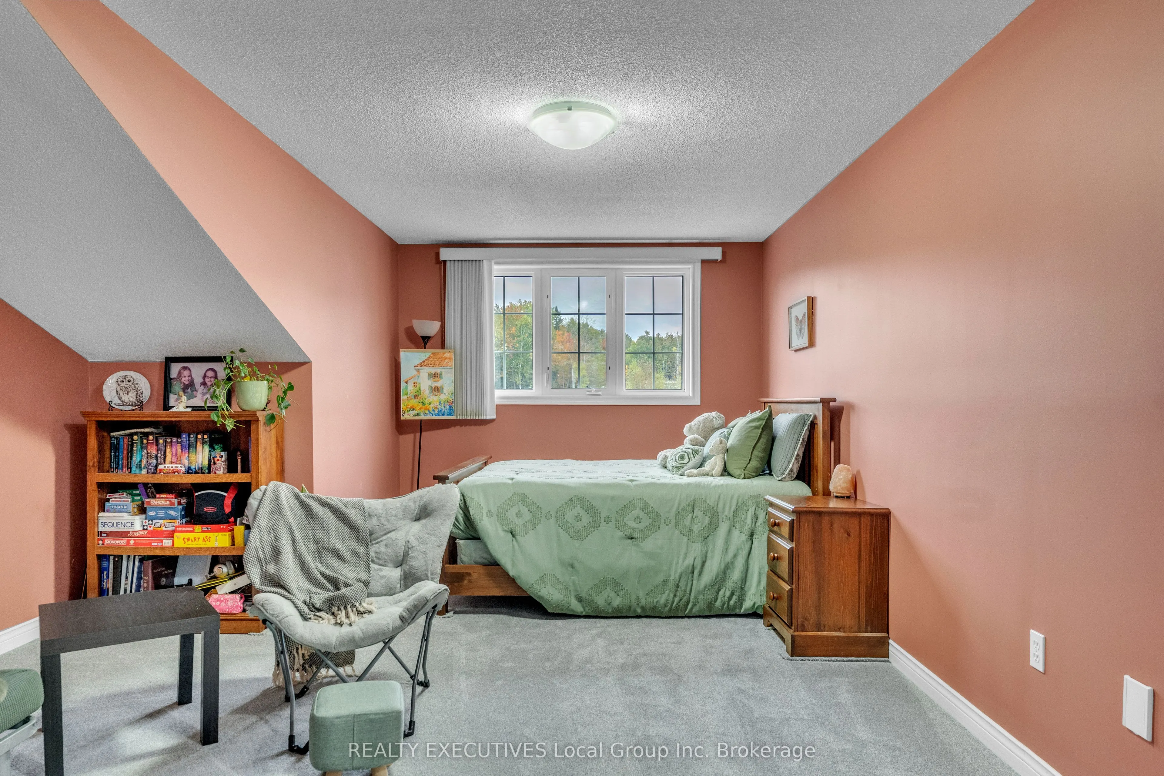 87 Fairway Drive