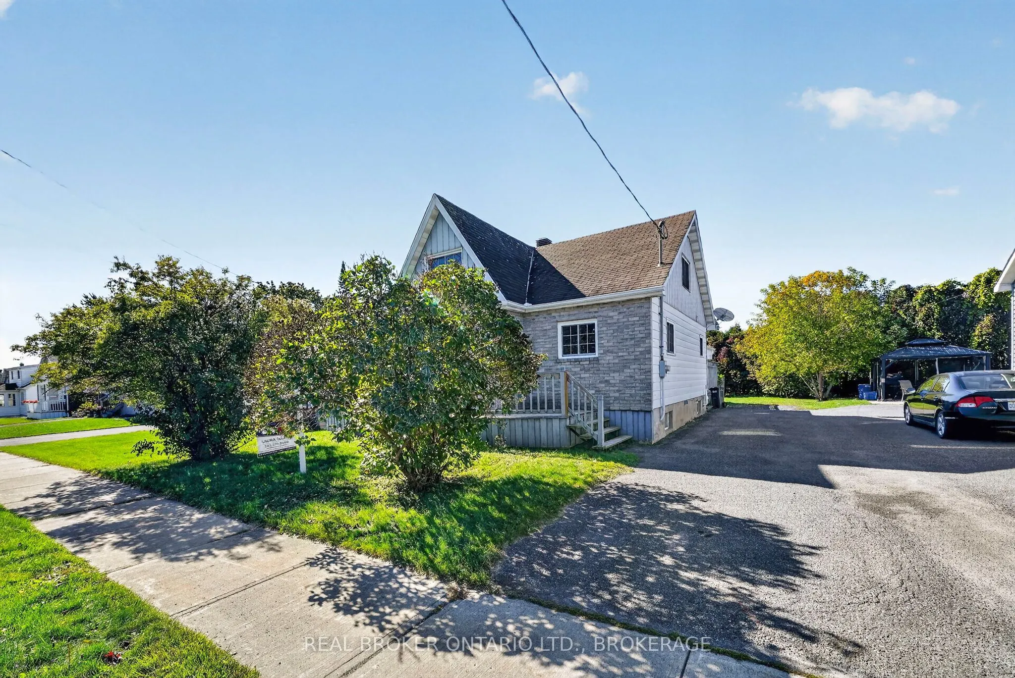 25 Dunbar Avenue