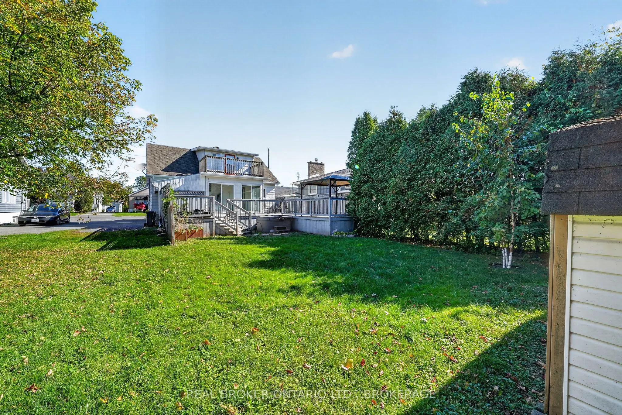 25 Dunbar Avenue