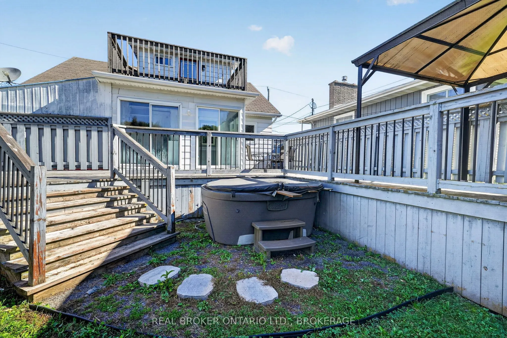 25 Dunbar Avenue