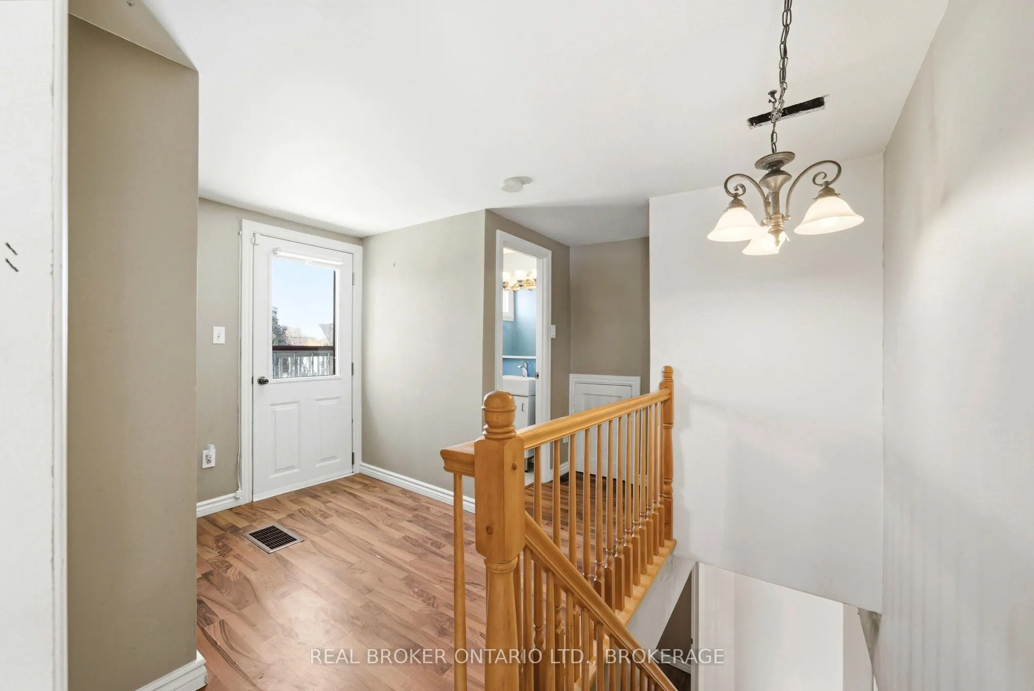 25 Dunbar Avenue