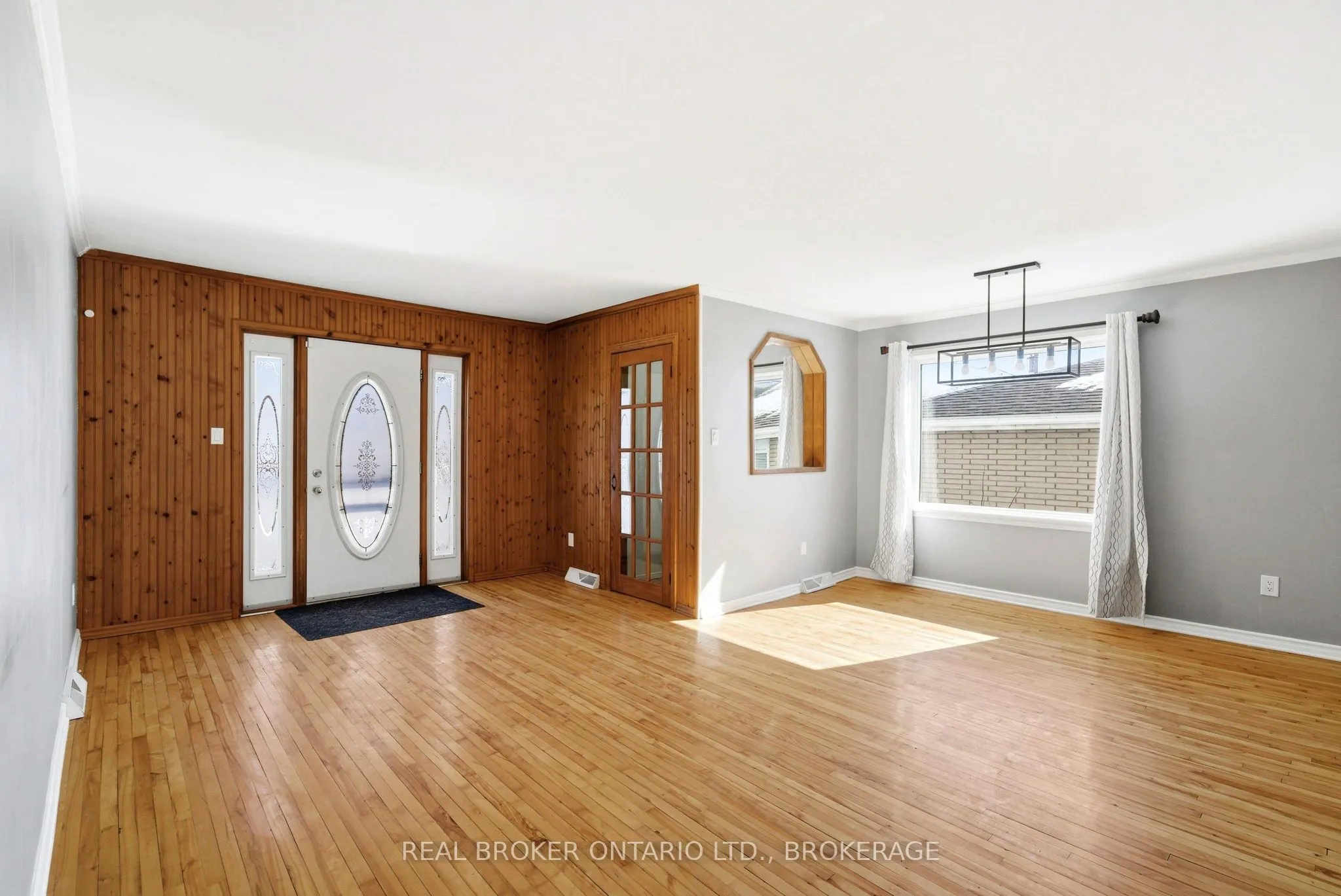 25 Dunbar Avenue