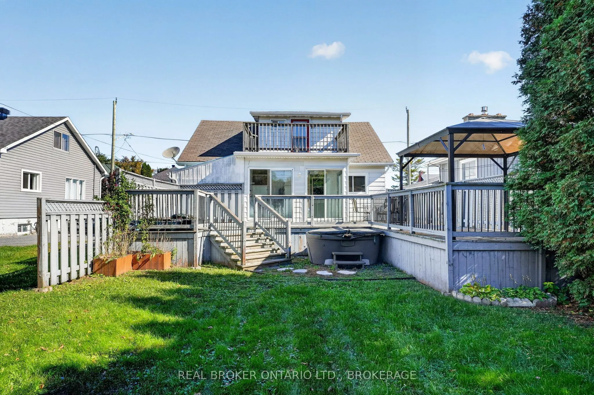 25 Dunbar Avenue