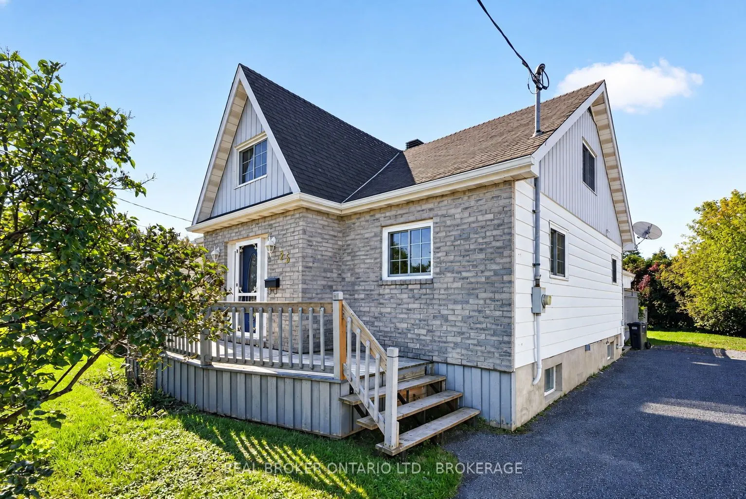 25 Dunbar Avenue