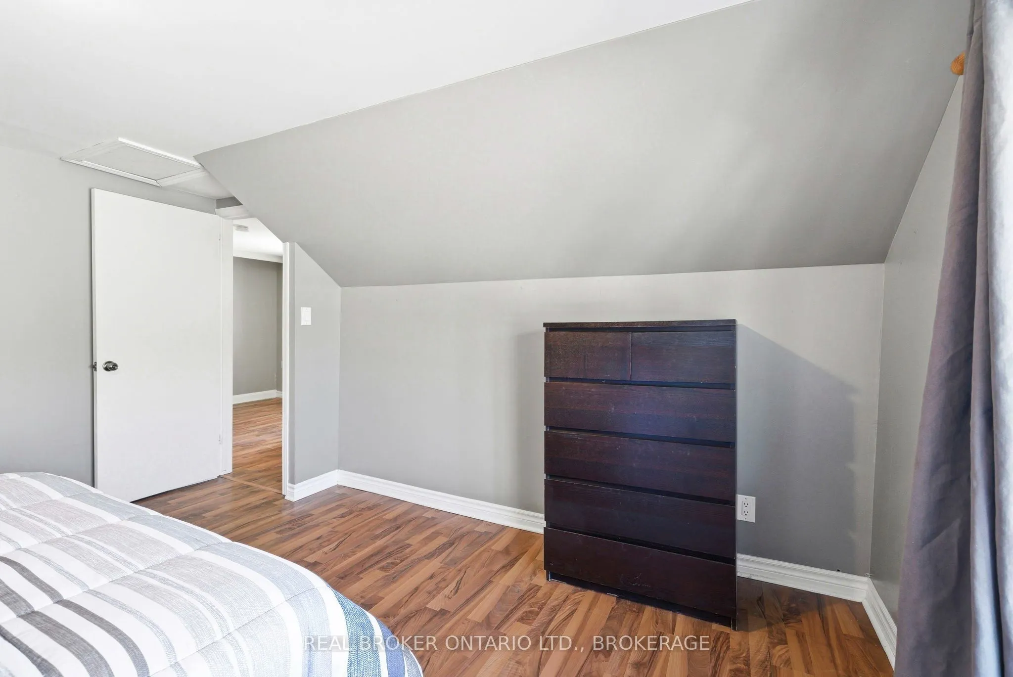 25 Dunbar Avenue
