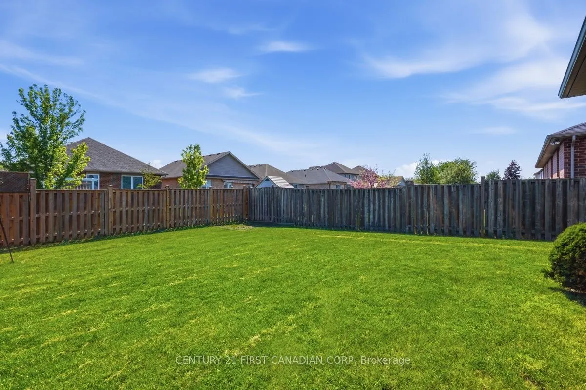 30 Pear Tree Avenue