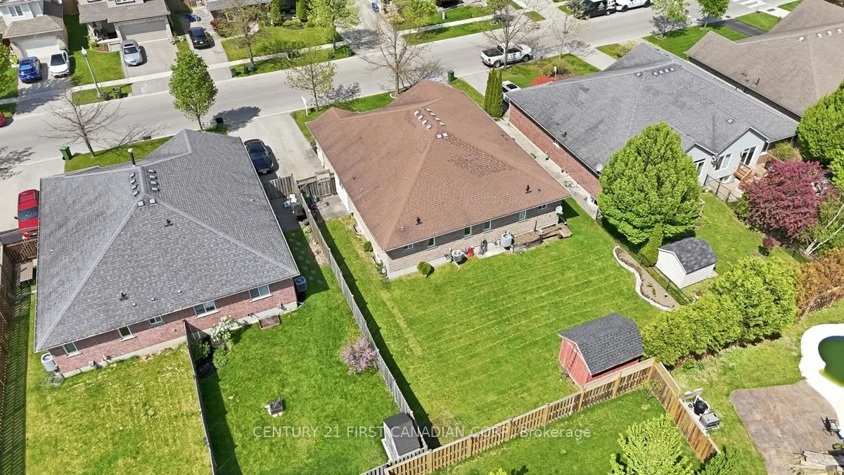 30 Pear Tree Avenue