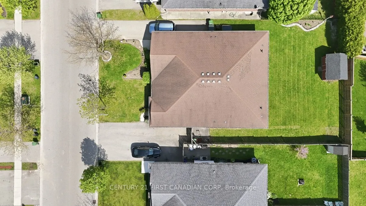30 Pear Tree Avenue