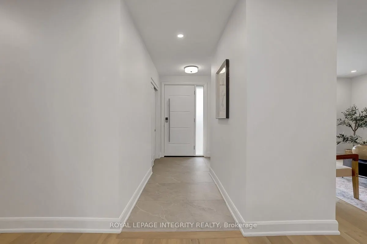 8 Brian Crescent