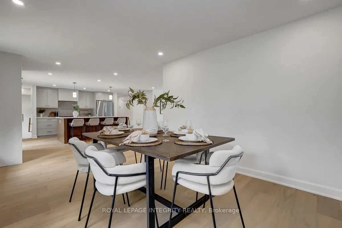 8 Brian Crescent