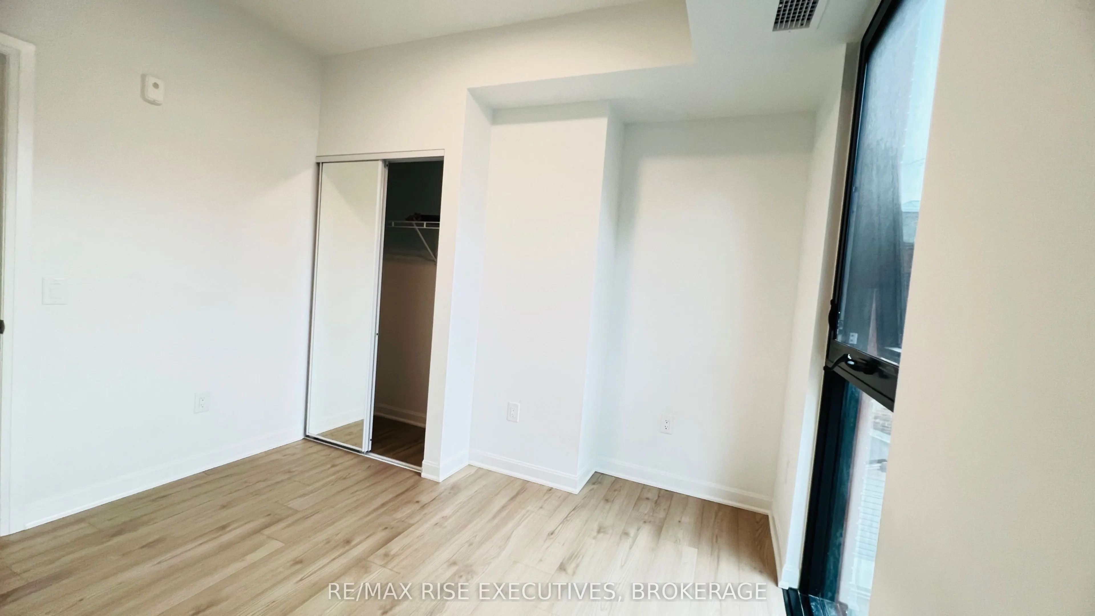 223 Princess Street #314
