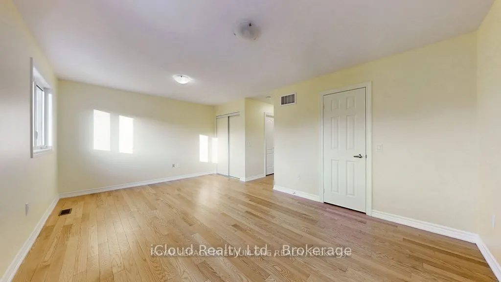 344 Ridley Crescent