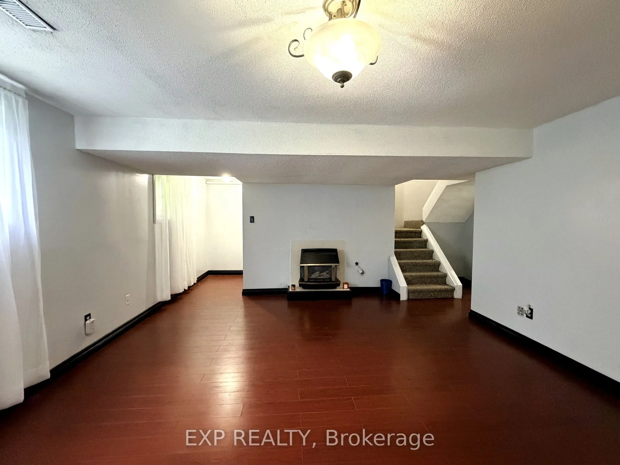 195 Ferguson Drive #6