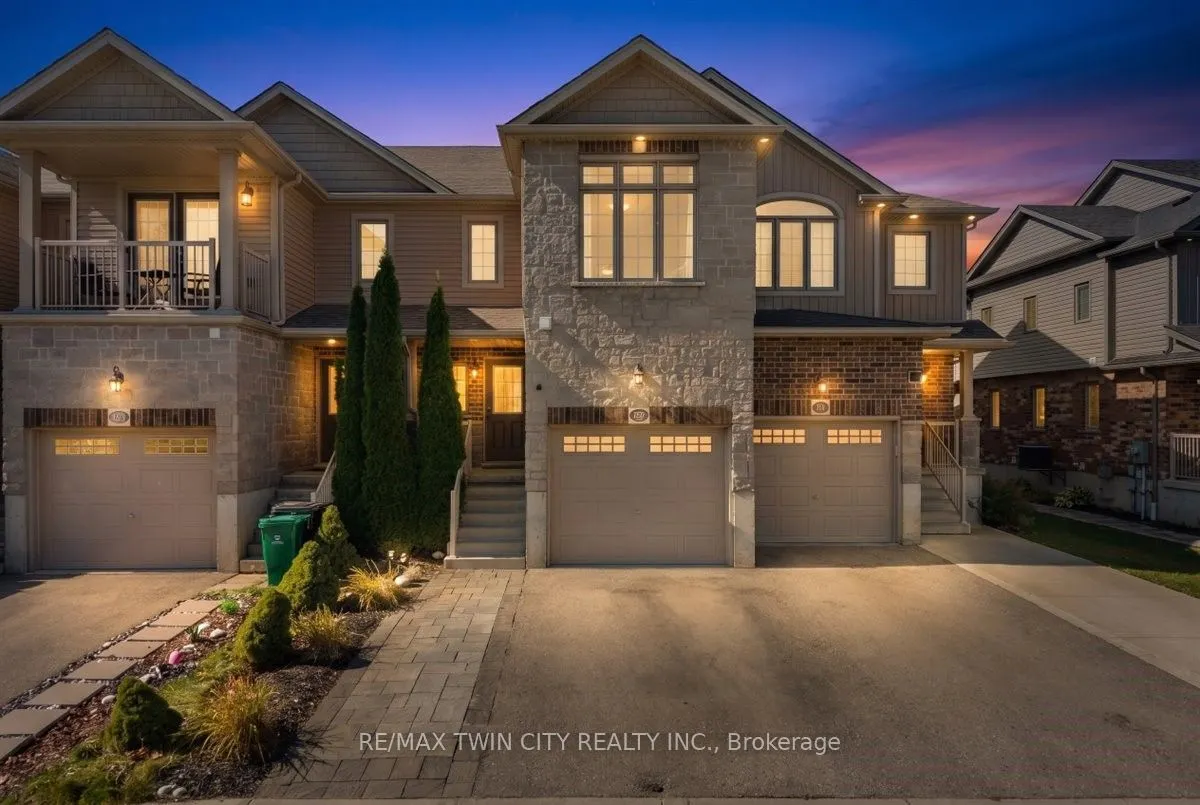 72 Meadowridge Street