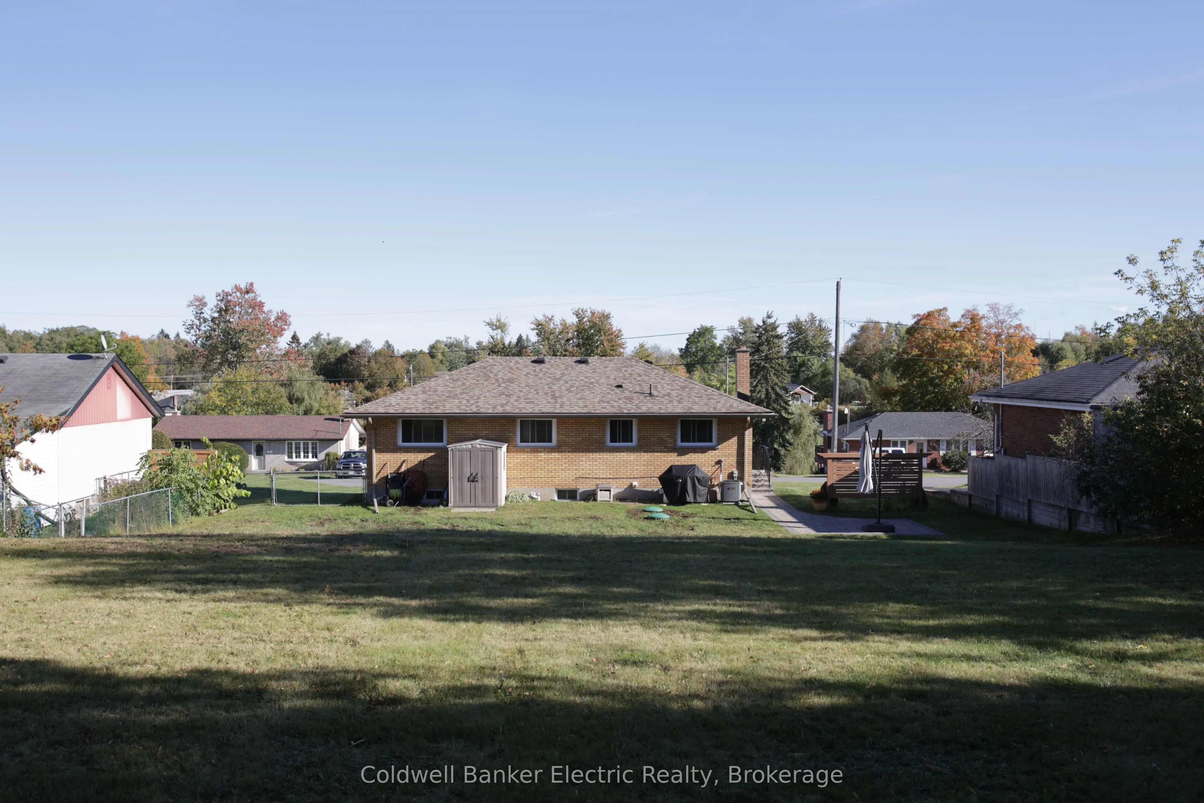 282 Gifford Drive