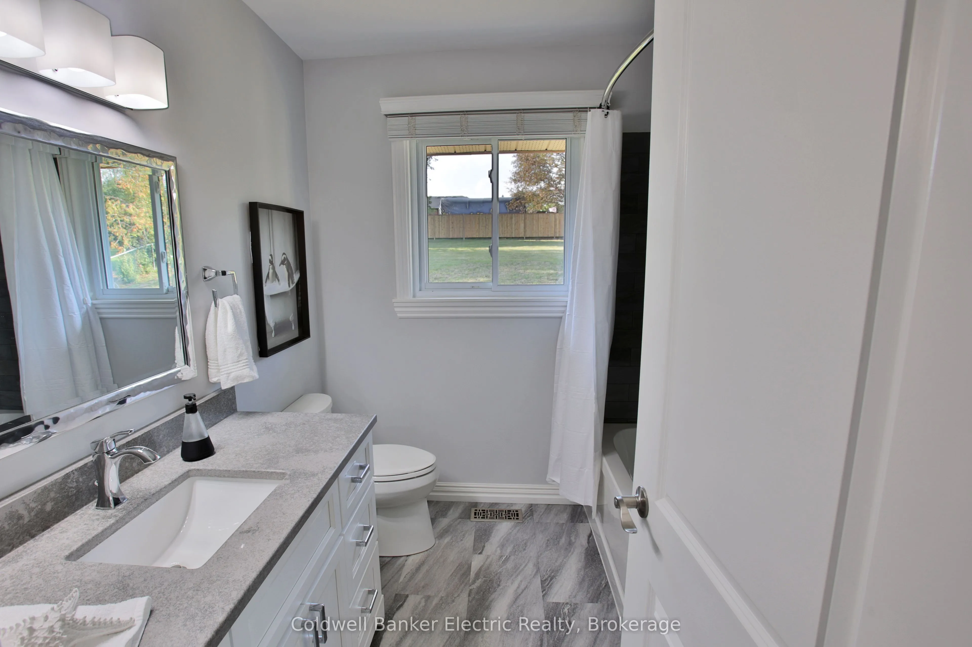 282 Gifford Drive