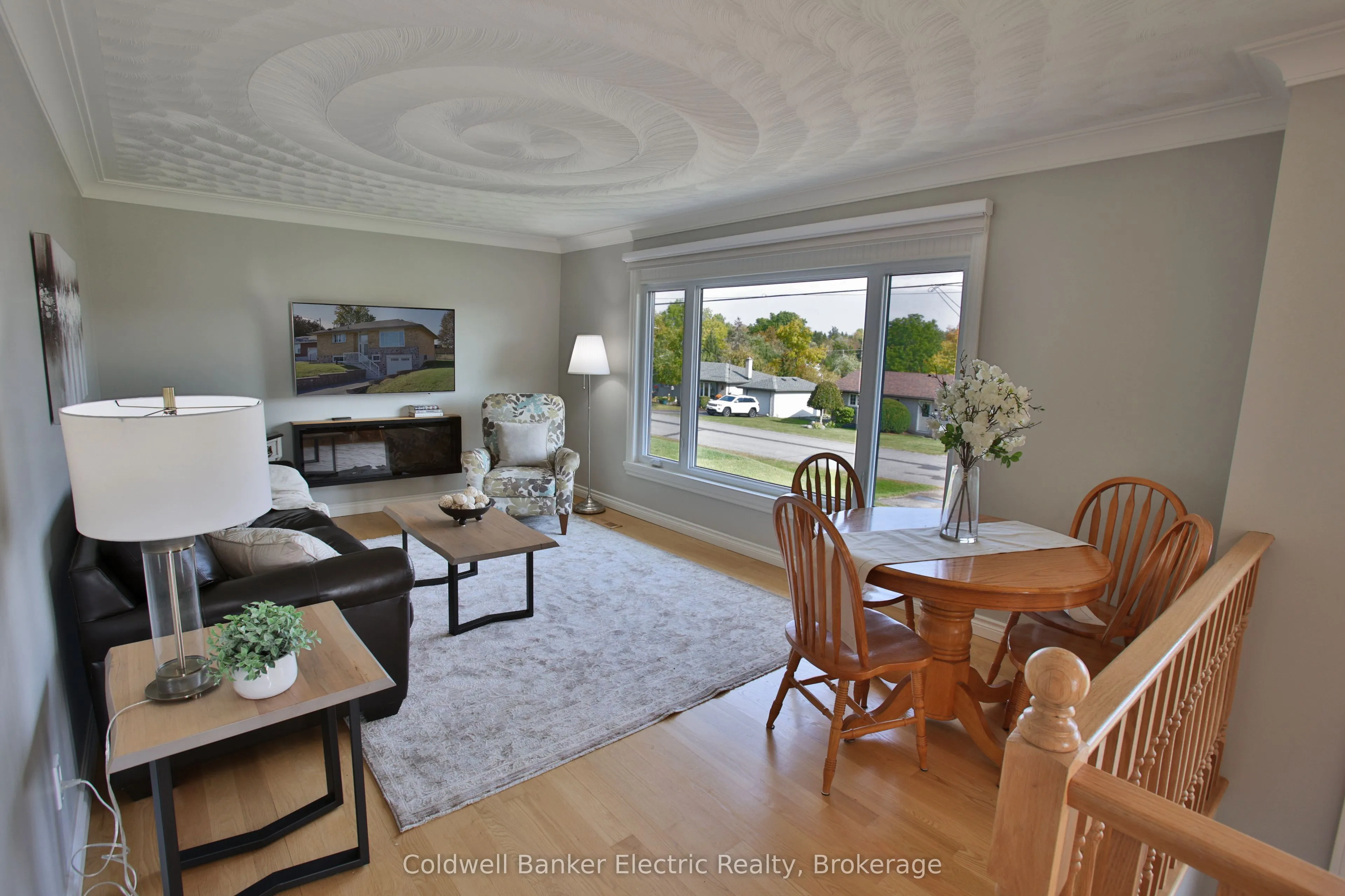 282 Gifford Drive