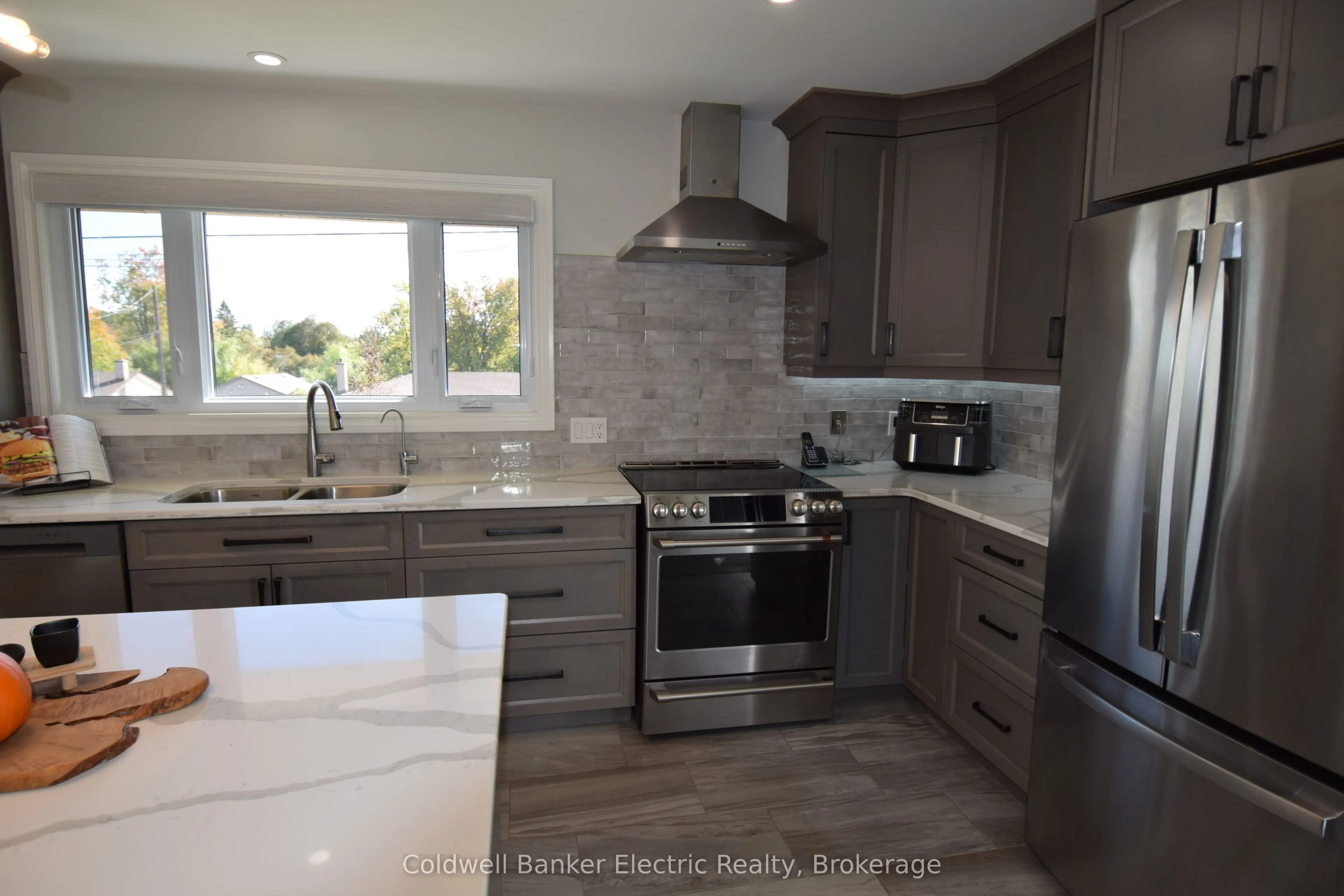 282 Gifford Drive