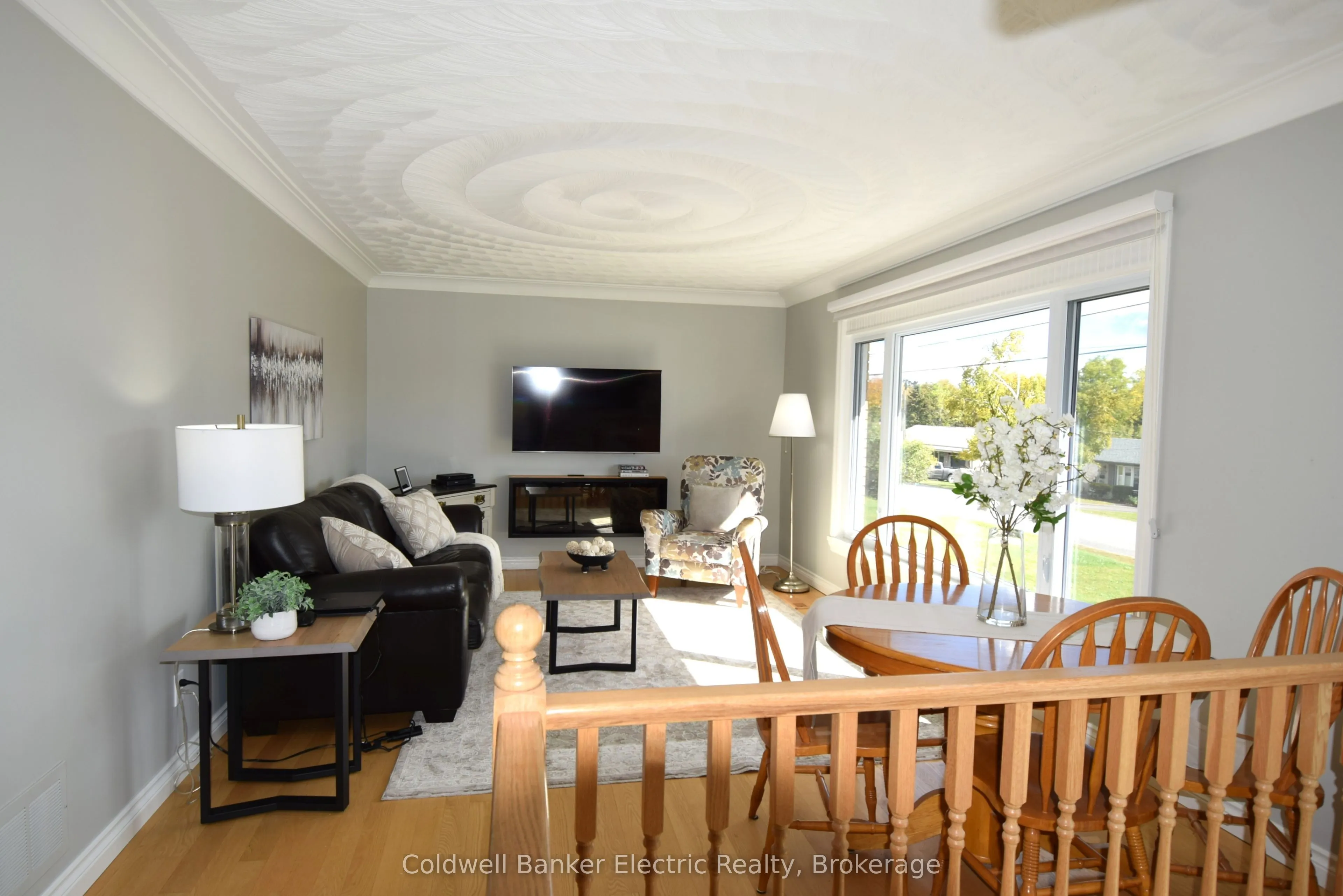 282 Gifford Drive