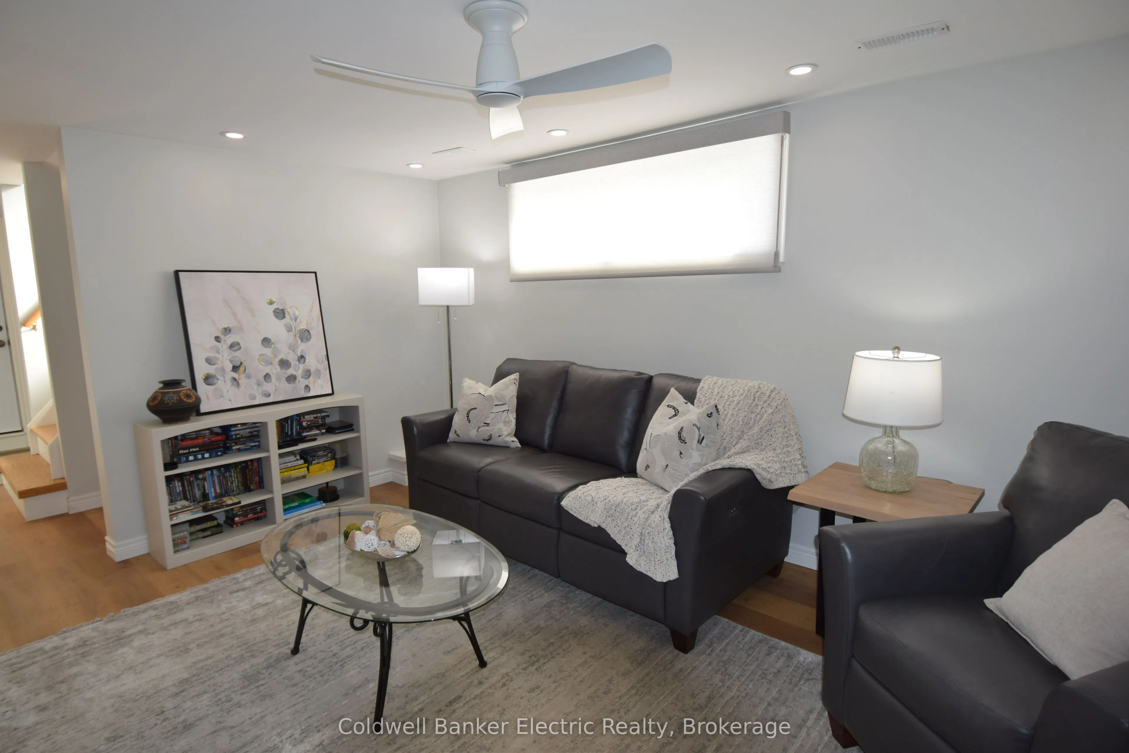 282 Gifford Drive