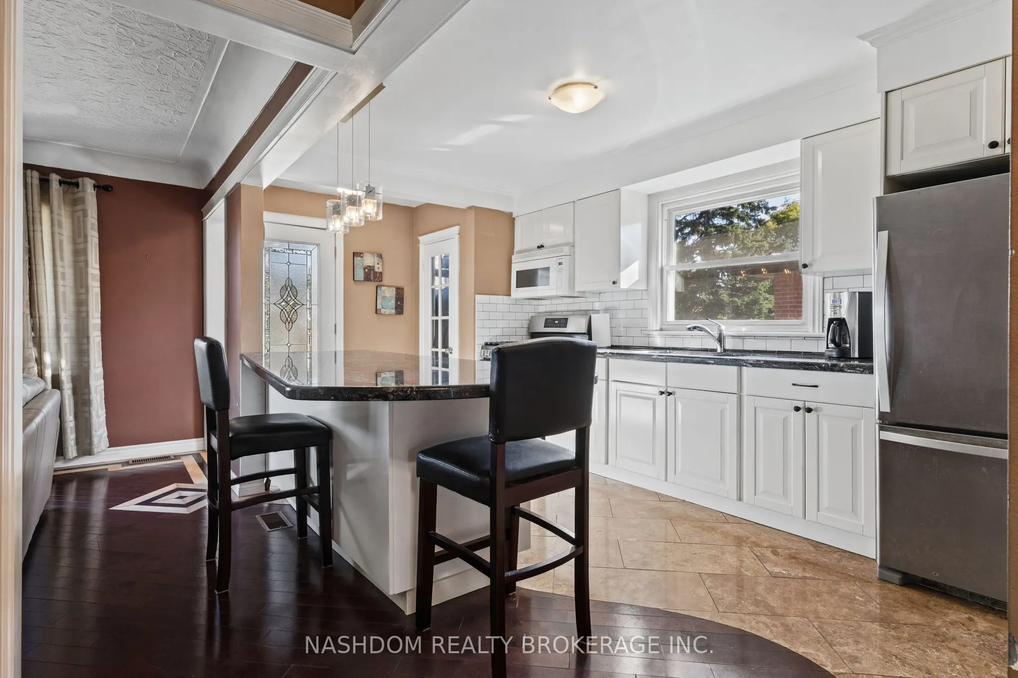 366 East 17th Street
