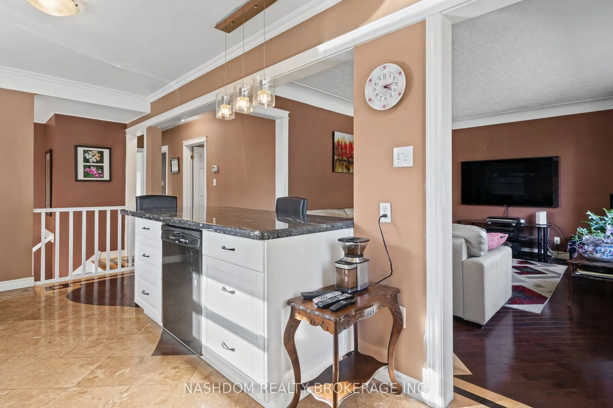 366 East 17th Street