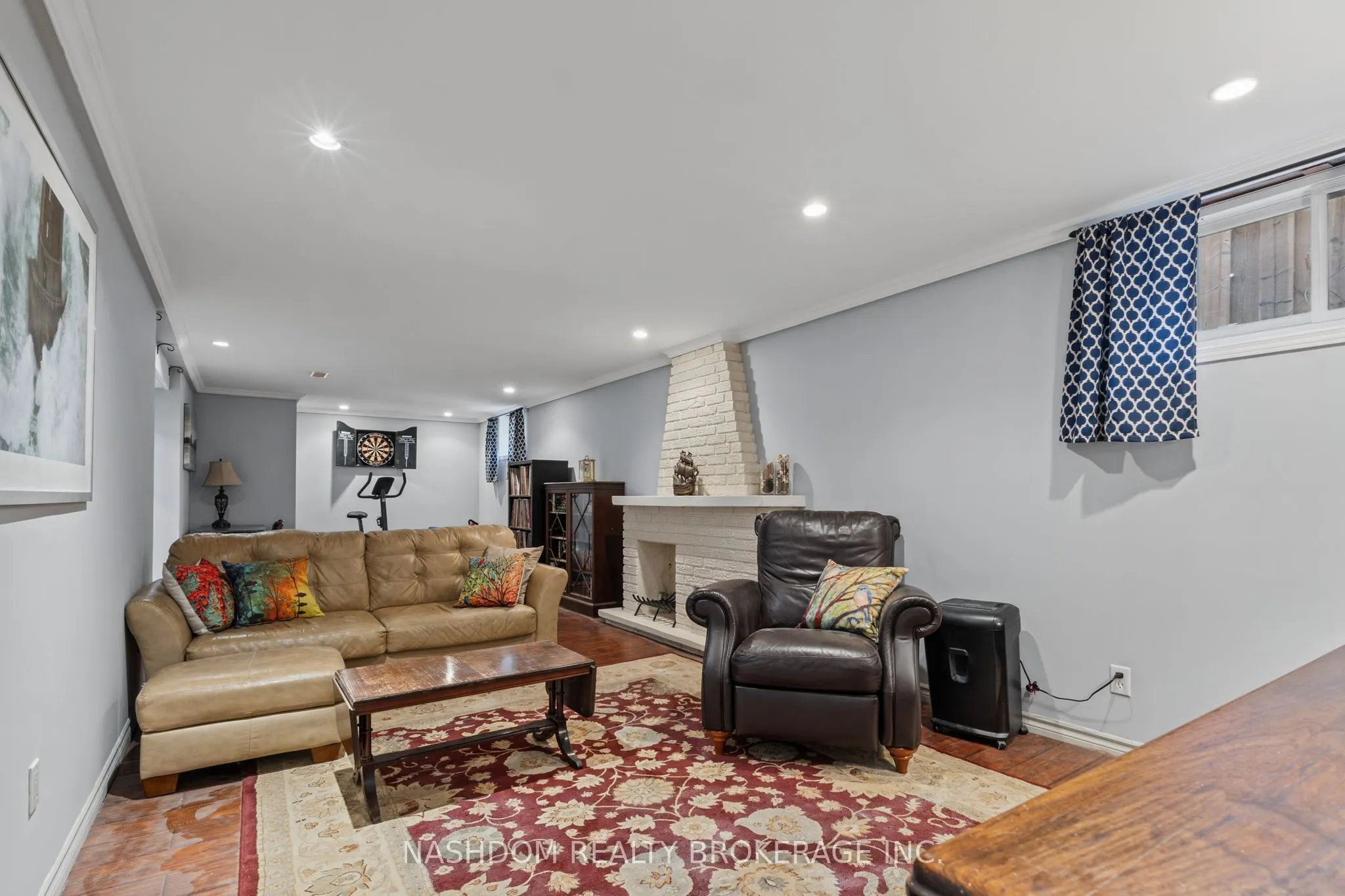 366 East 17th Street