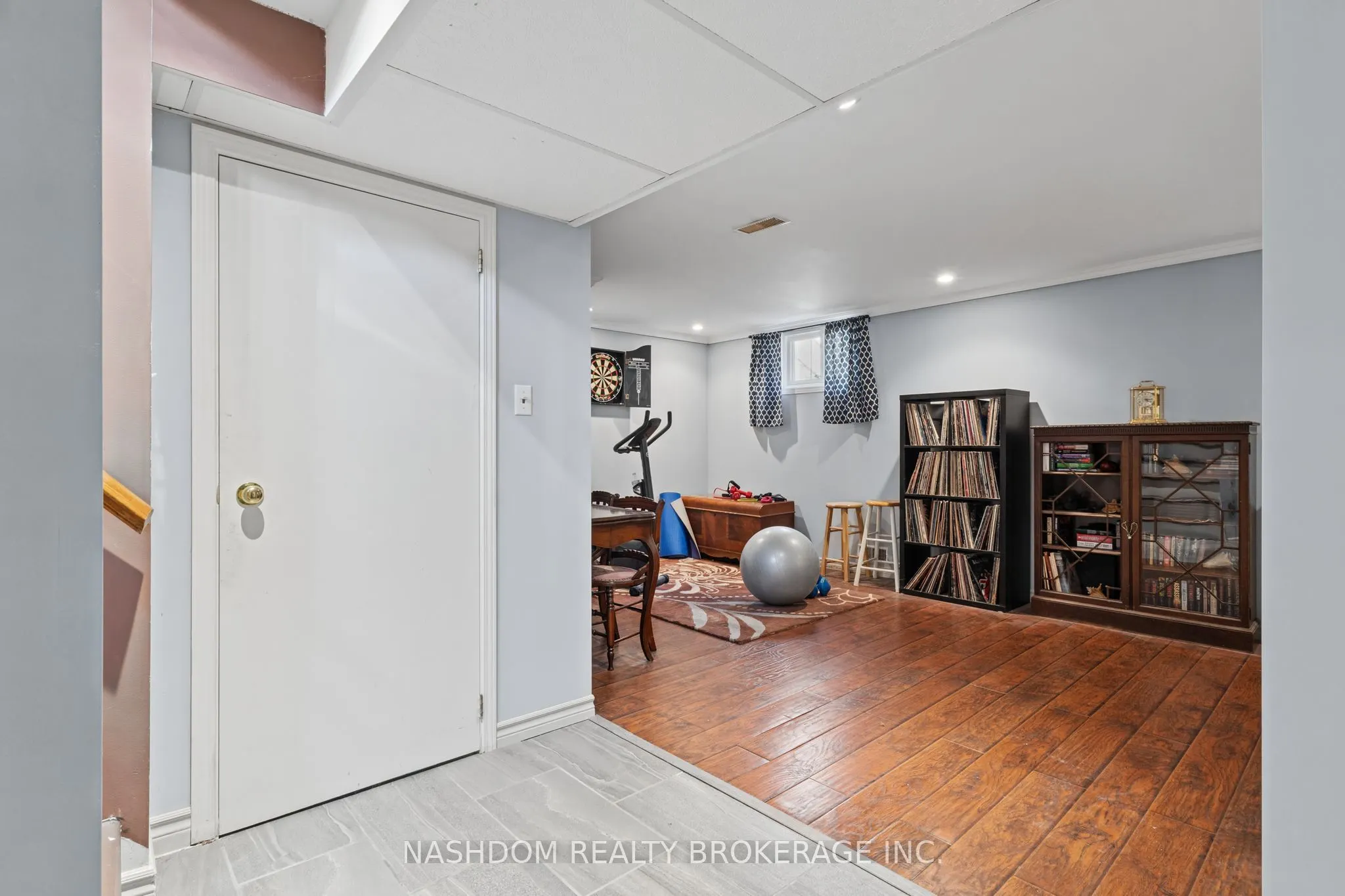 366 East 17th Street