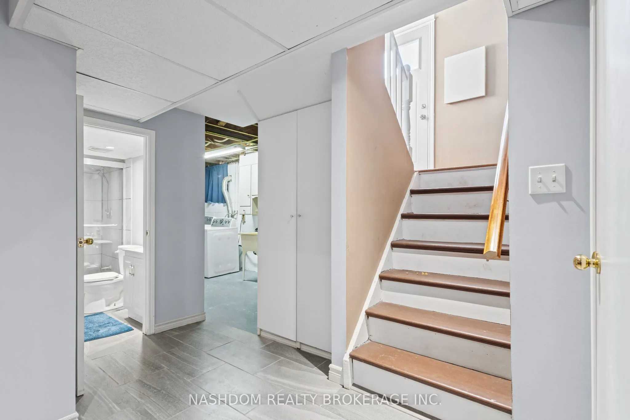 366 East 17th Street