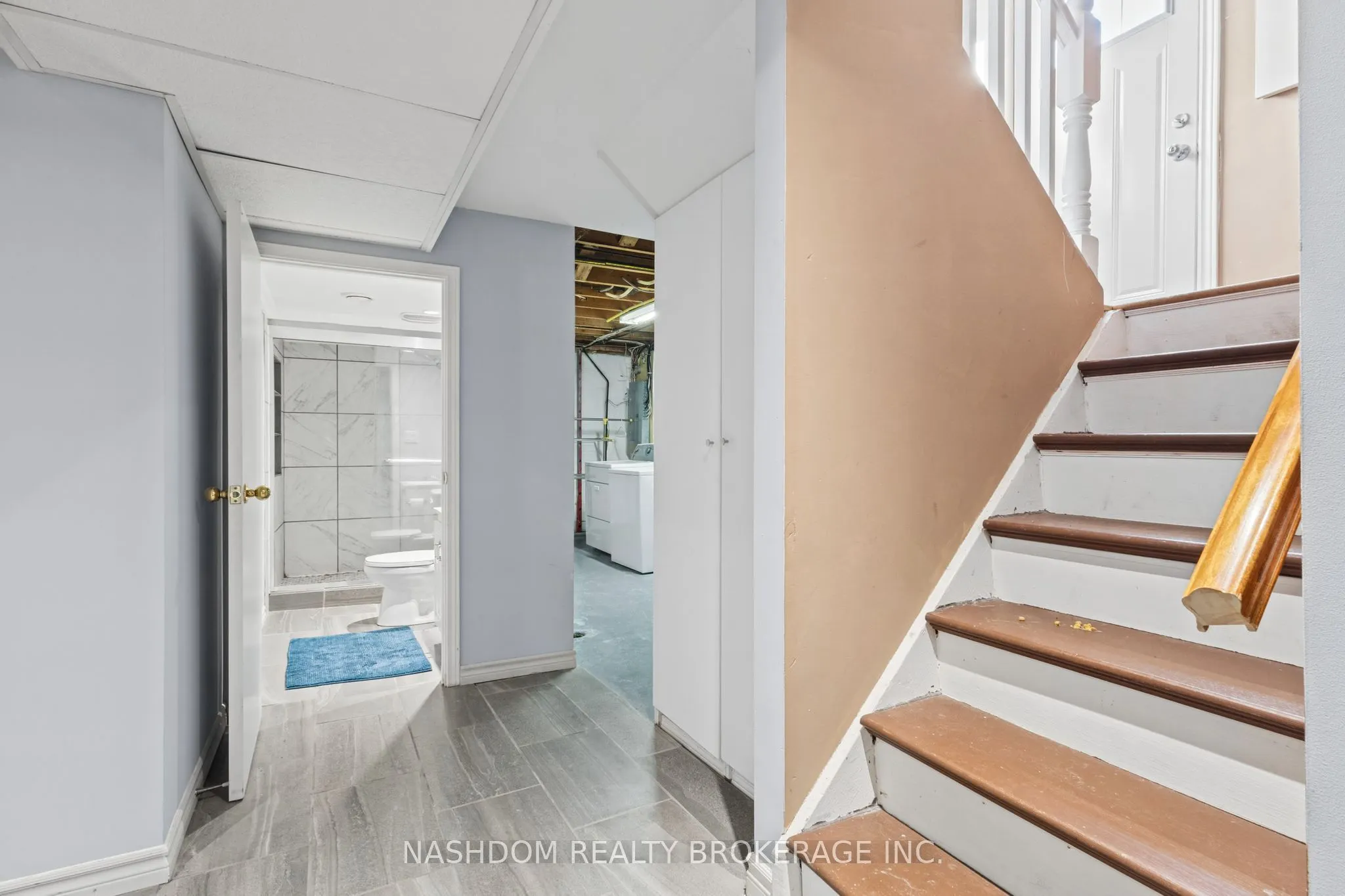 366 East 17th Street