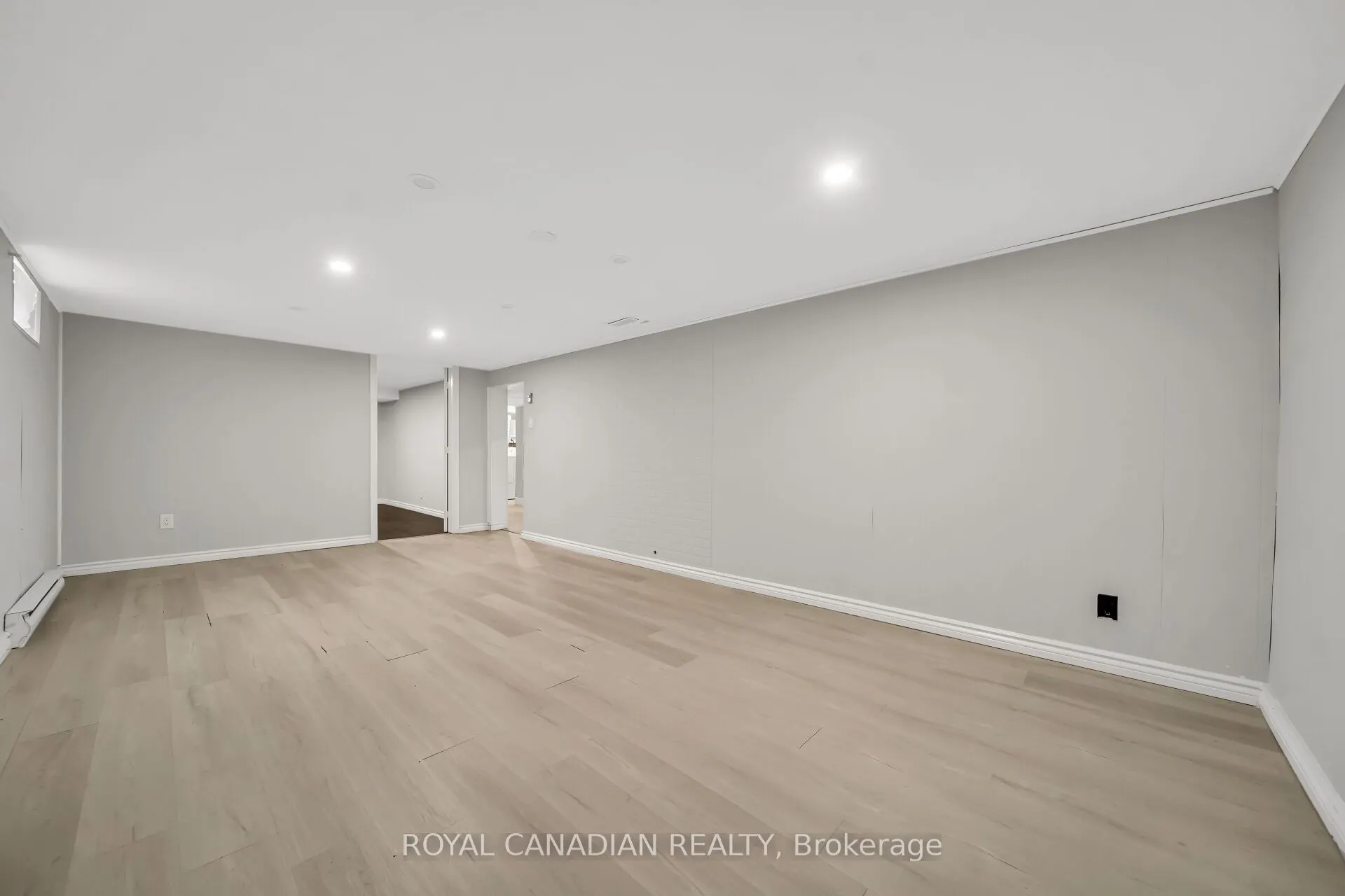 284 Cedar Crescent