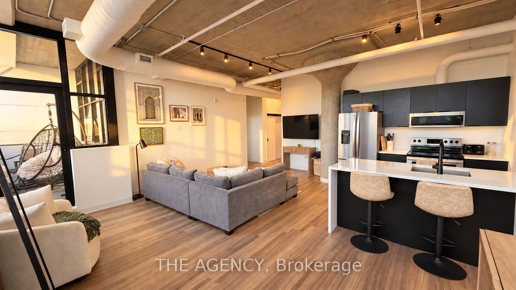 120 Huron Street #320