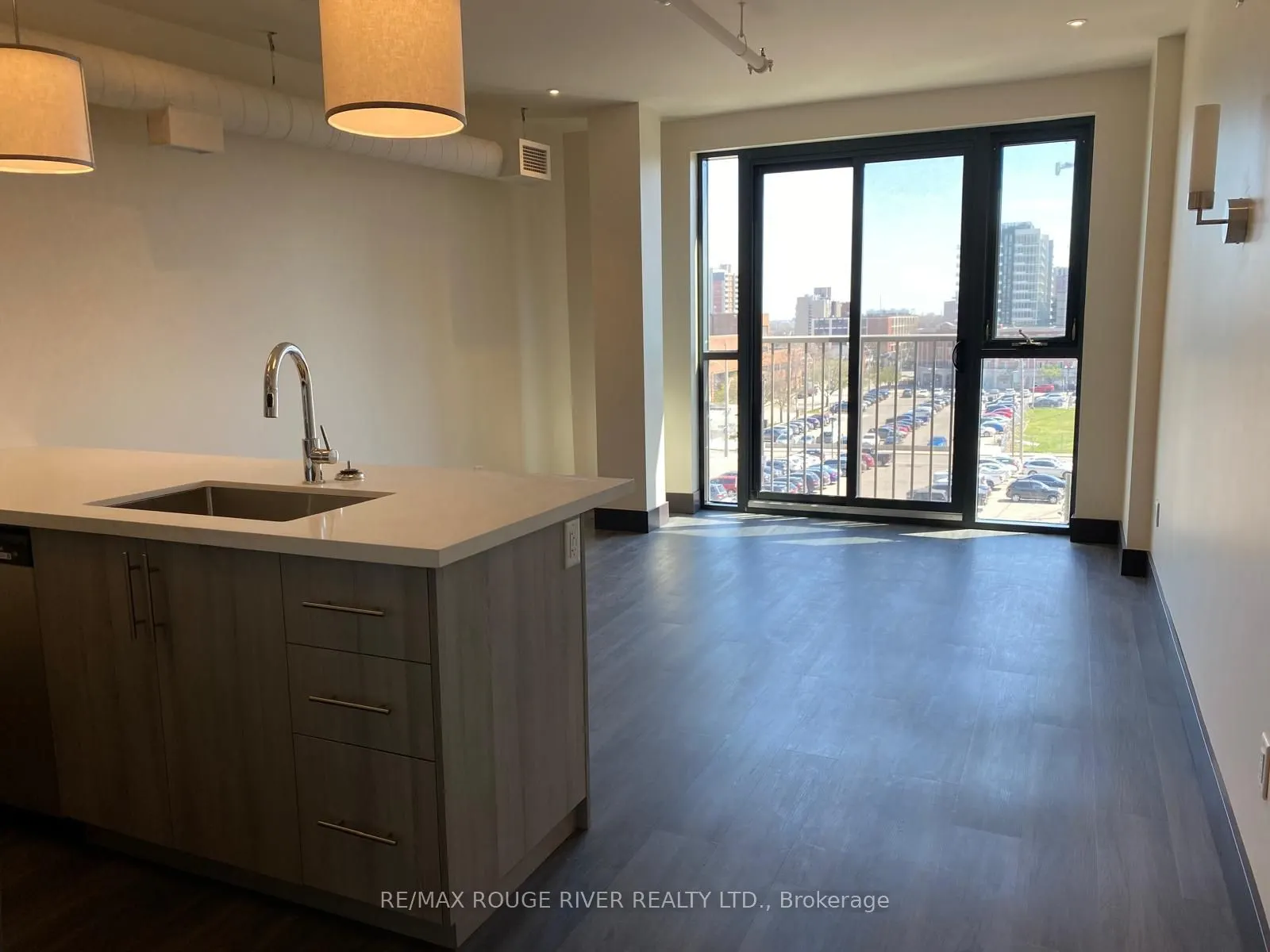 121 King Street E #408