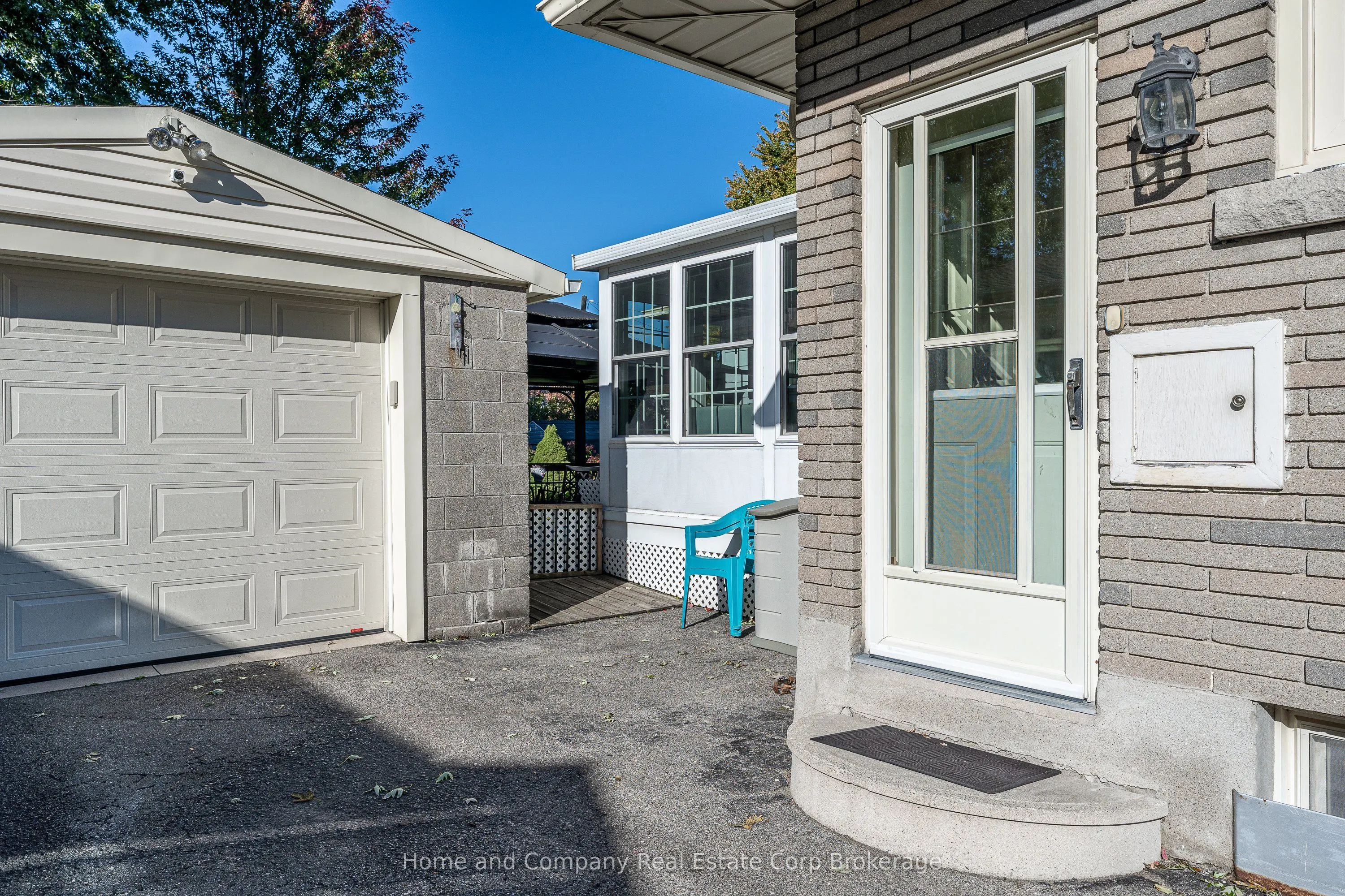 148 Strachan Street