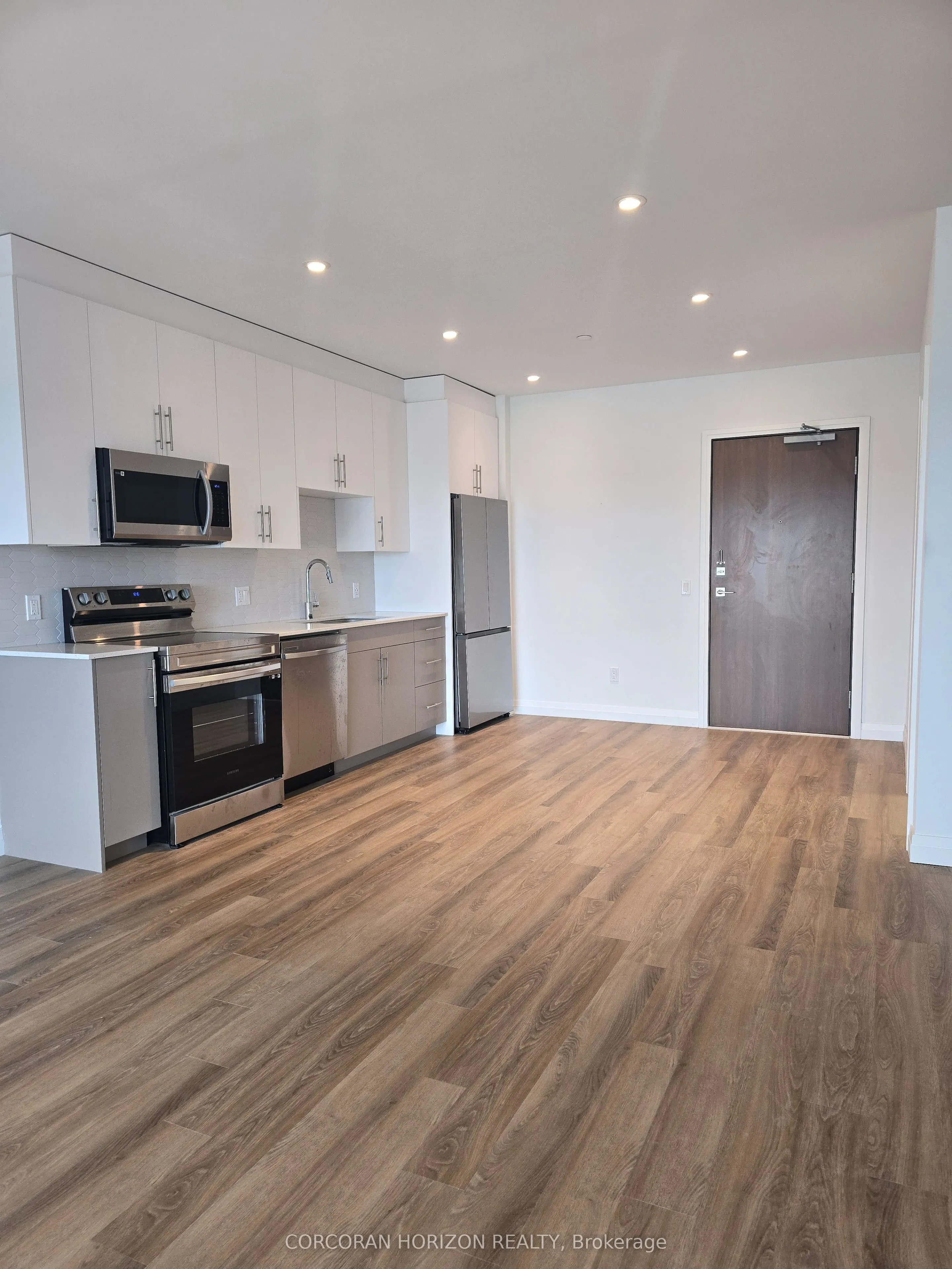 525 New Dundee Road #708