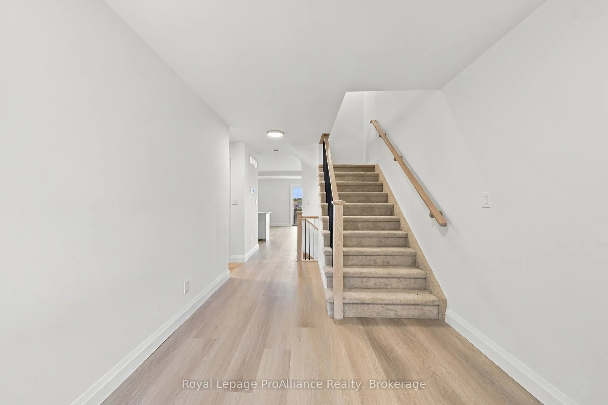 8 Ambrosia Way