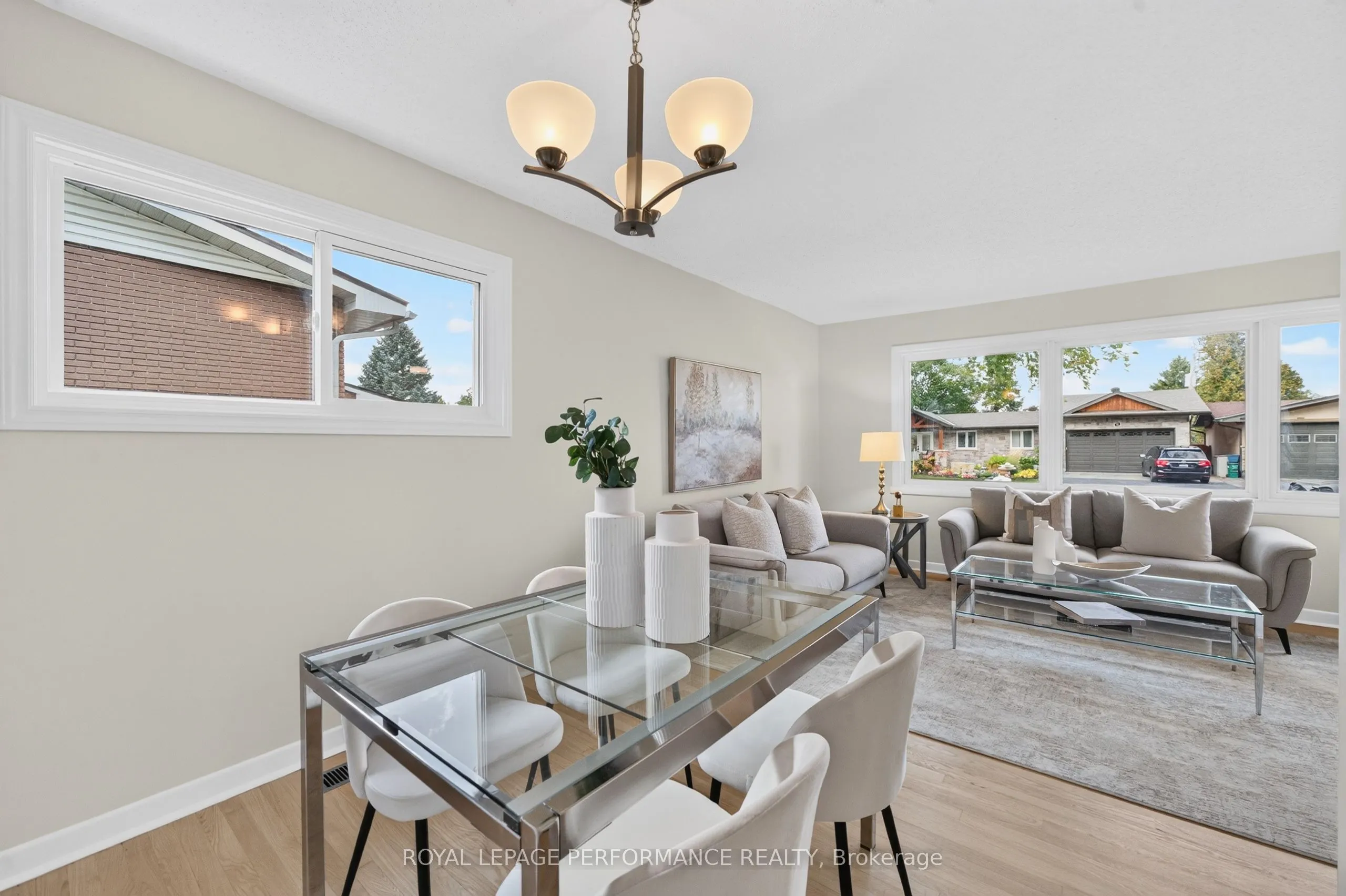 21 Millbrook Crescent