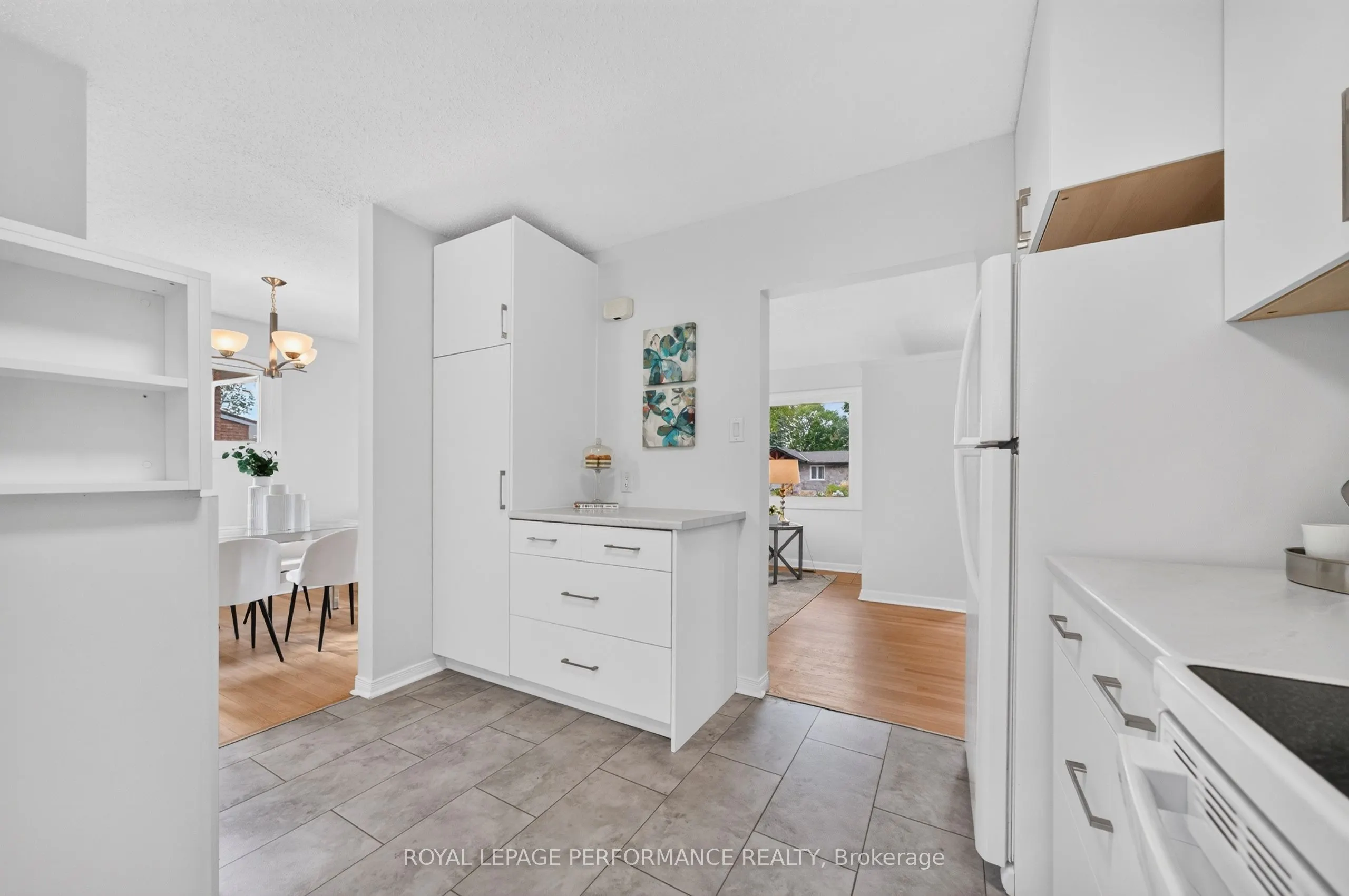 21 Millbrook Crescent
