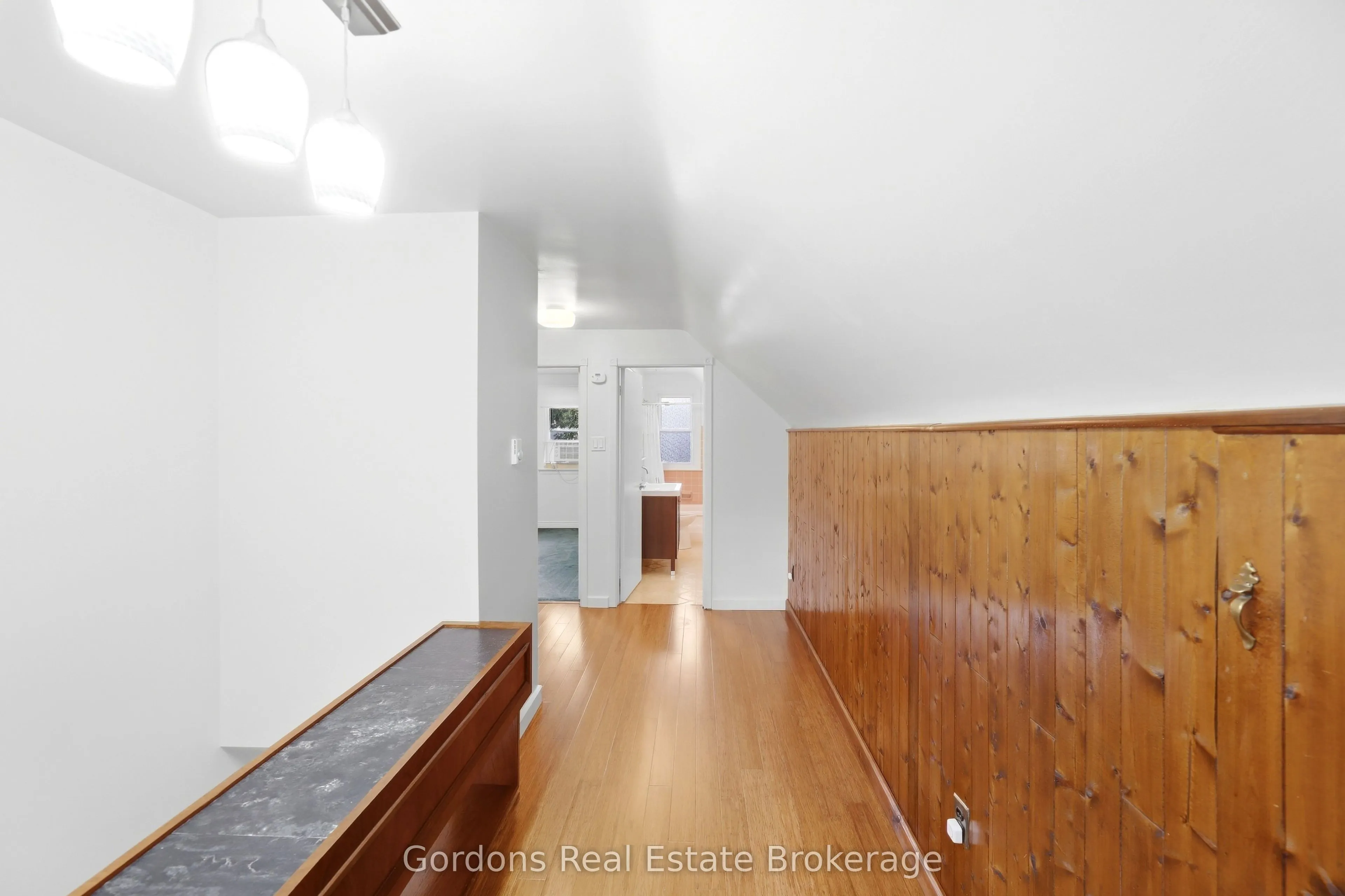 369 Hyde Park Road
