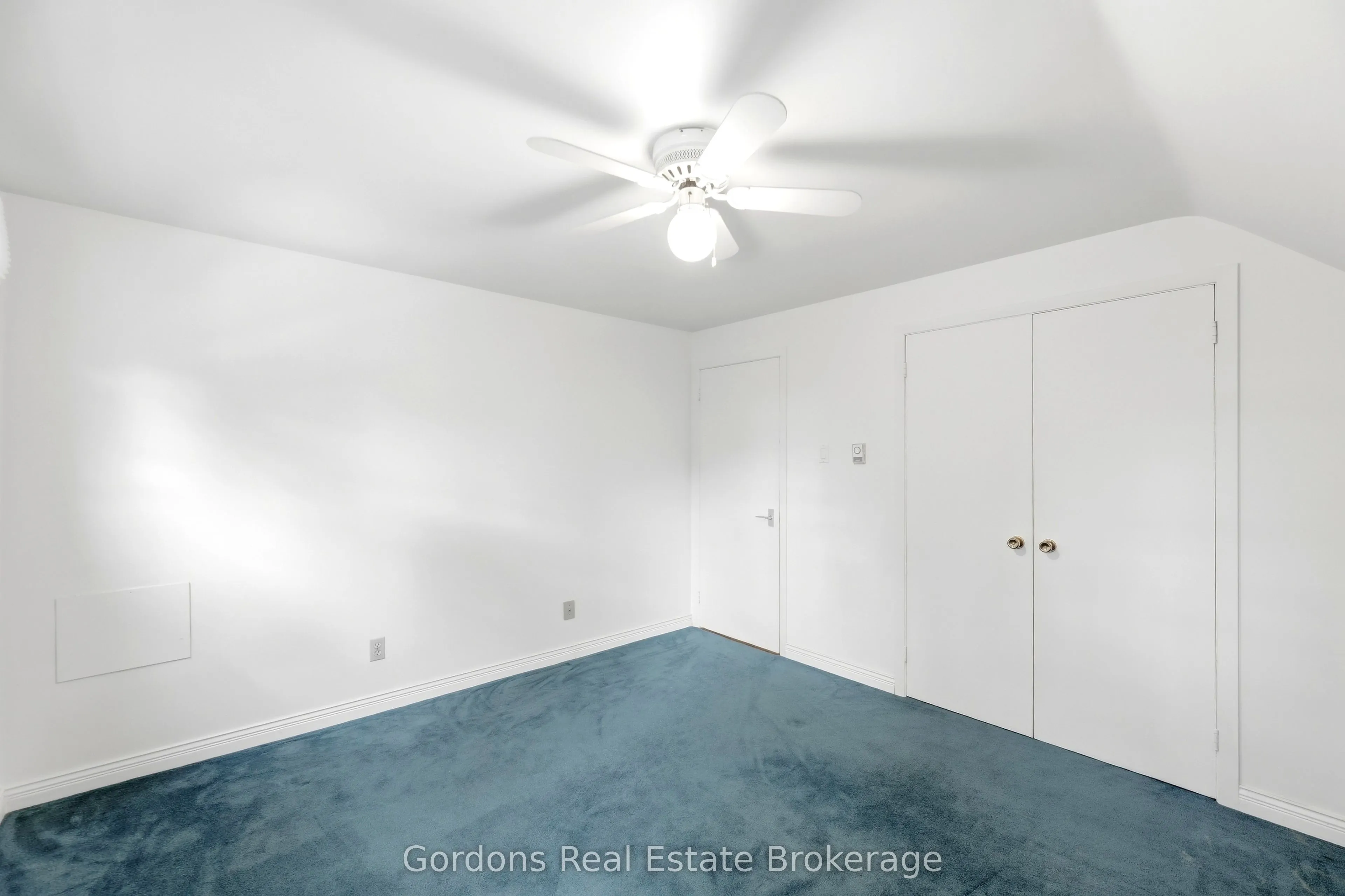 369 Hyde Park Road