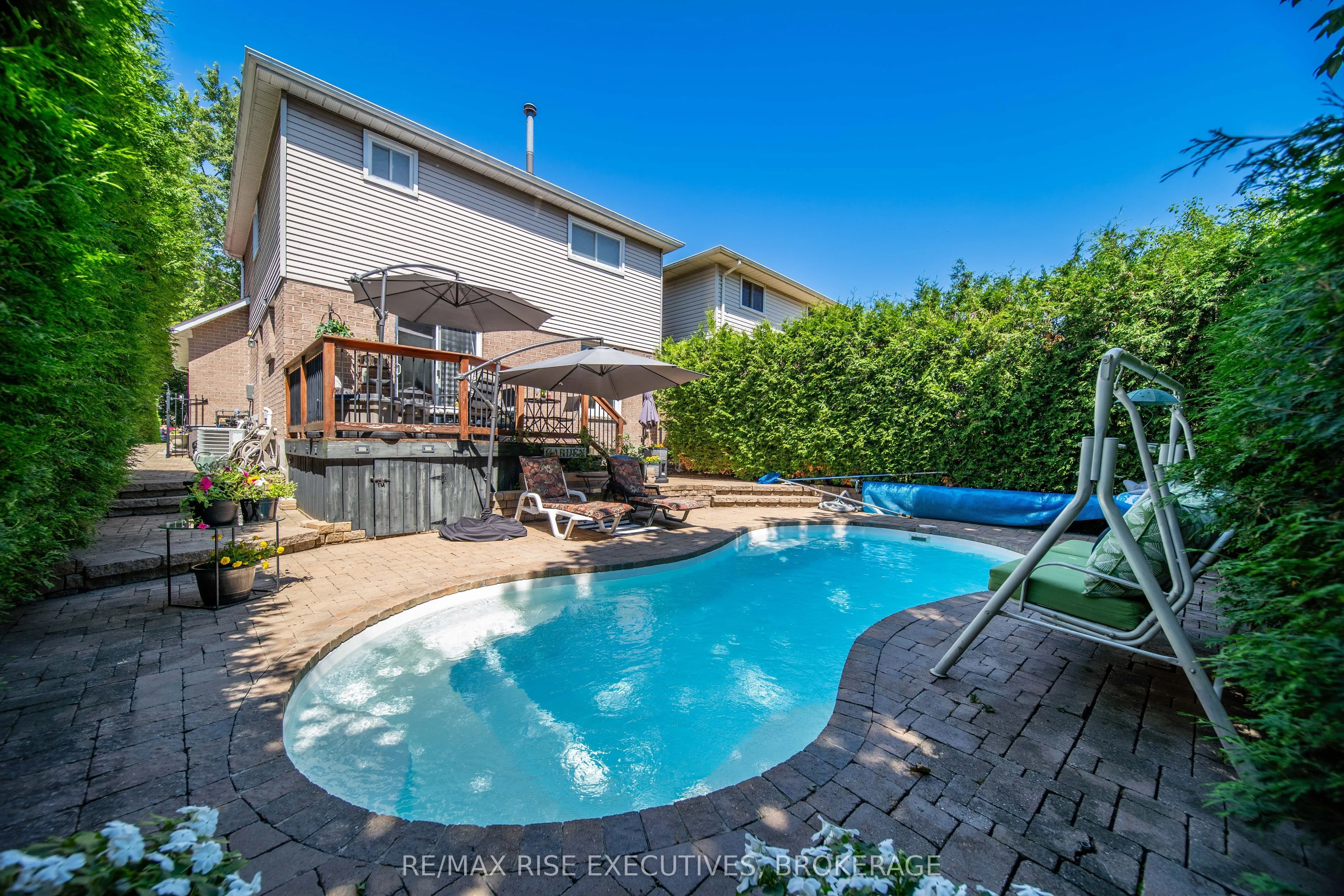 149 Grenadier Drive