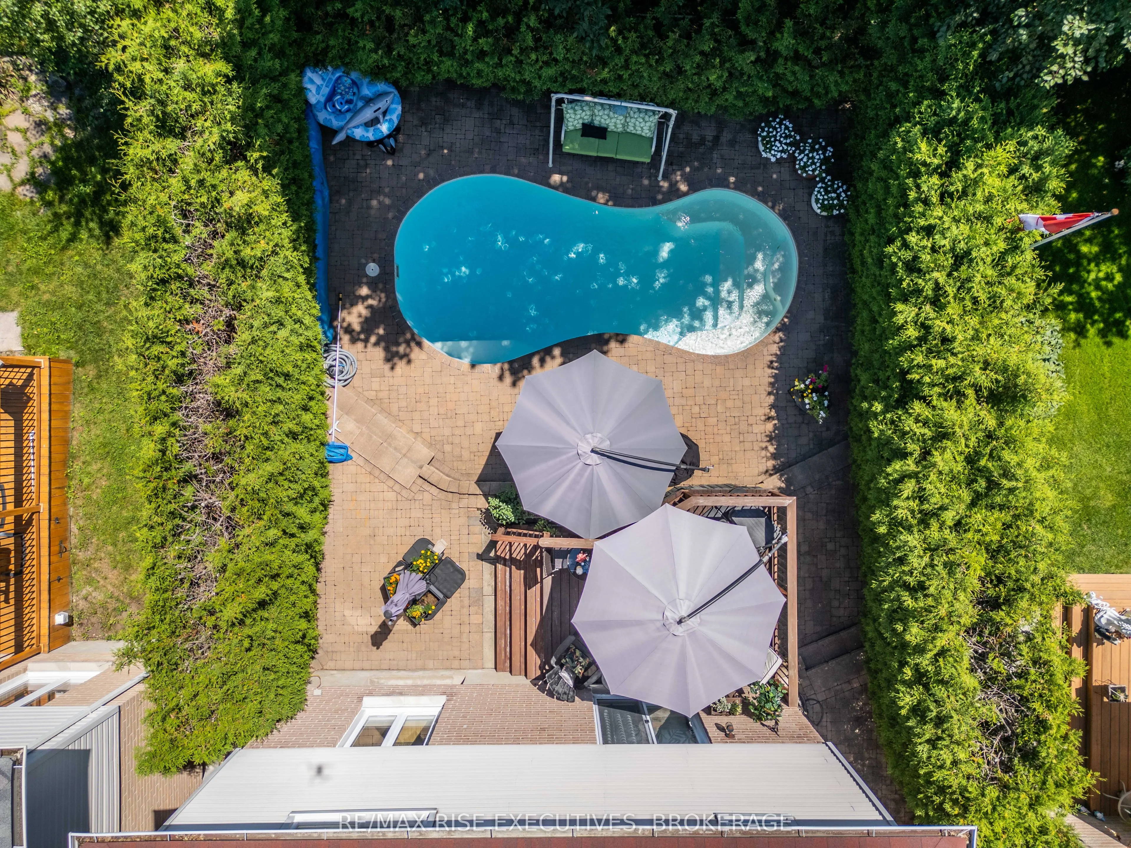 149 Grenadier Drive