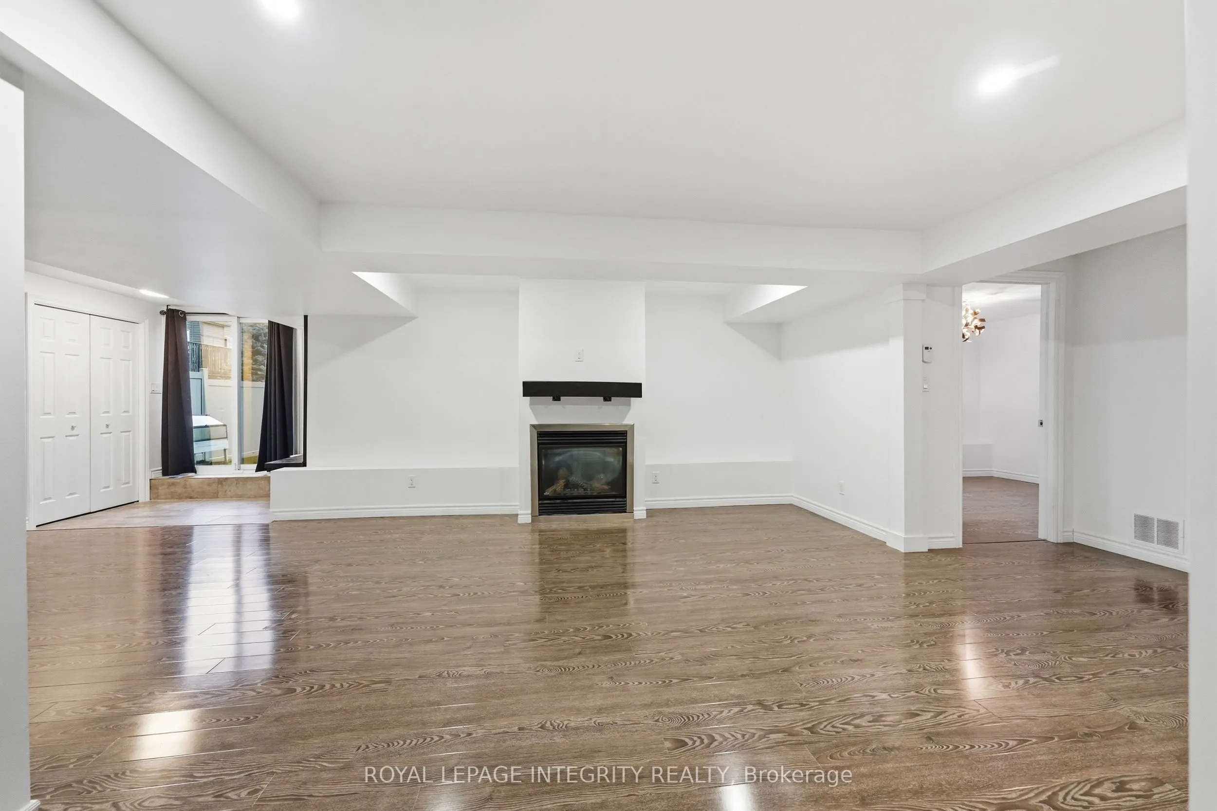 443 Landswood Way