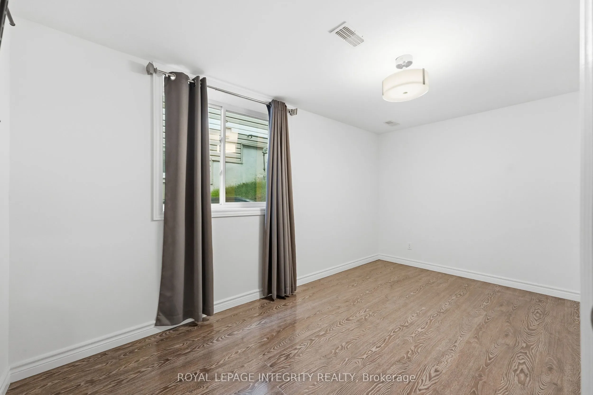 443 Landswood Way