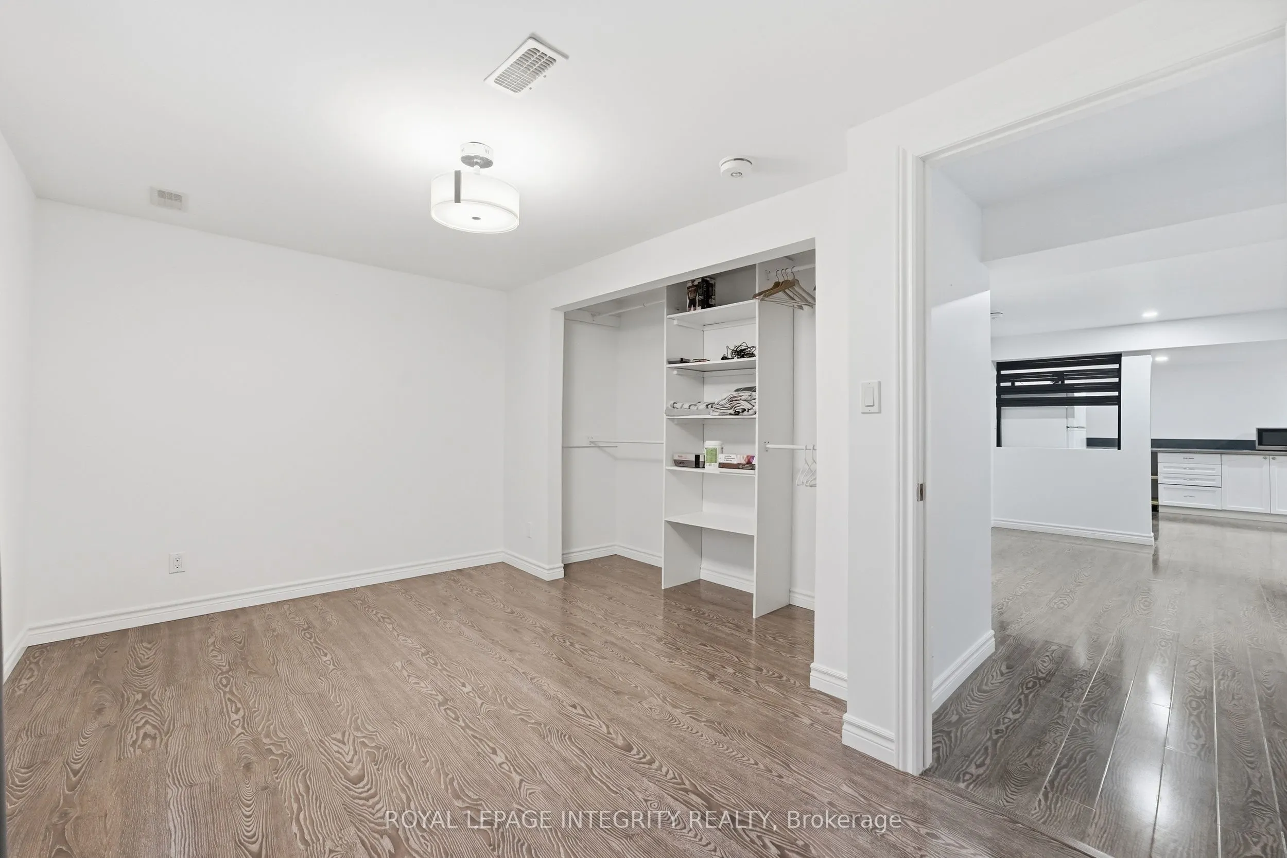 443 Landswood Way