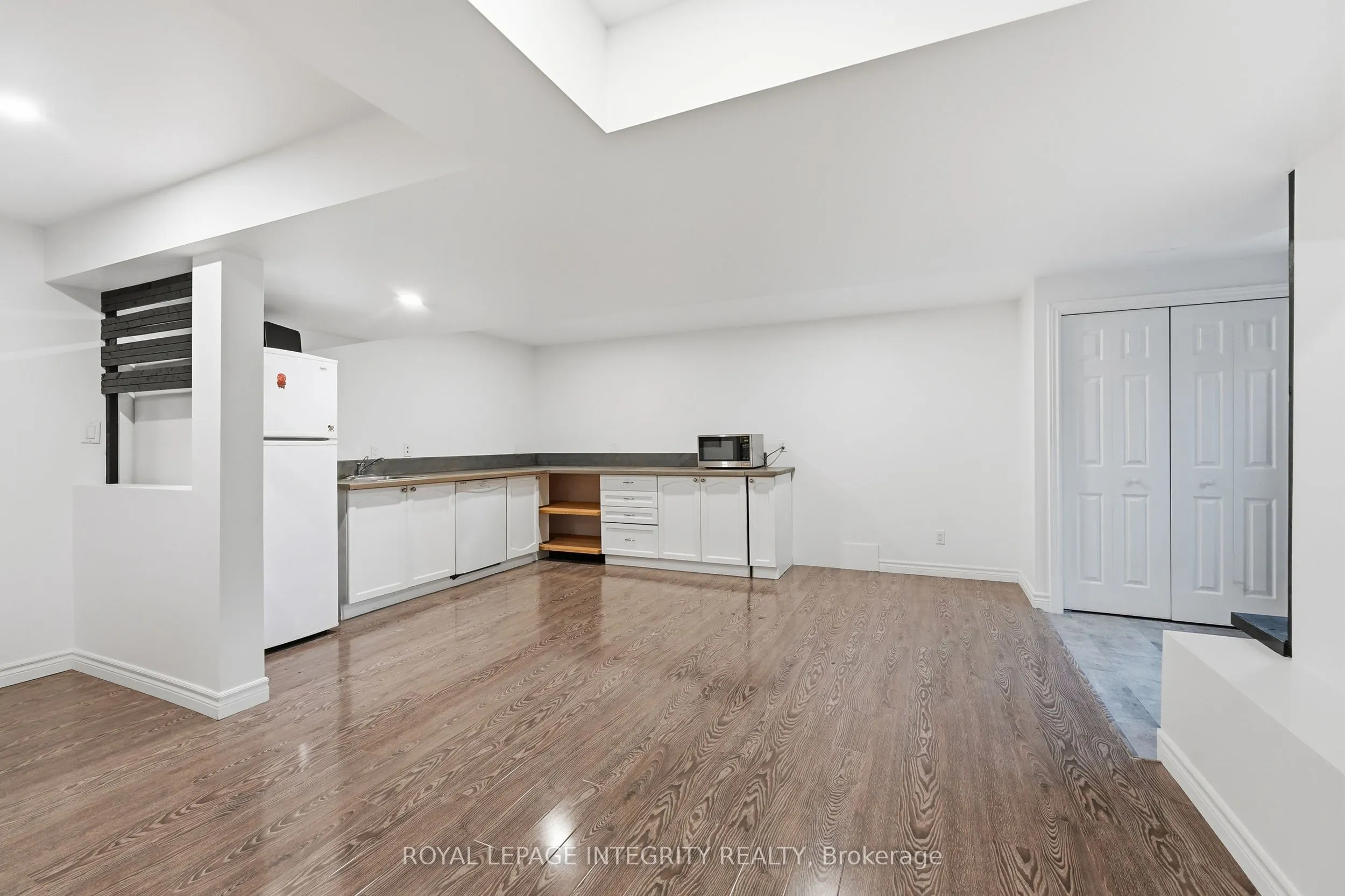 443 Landswood Way