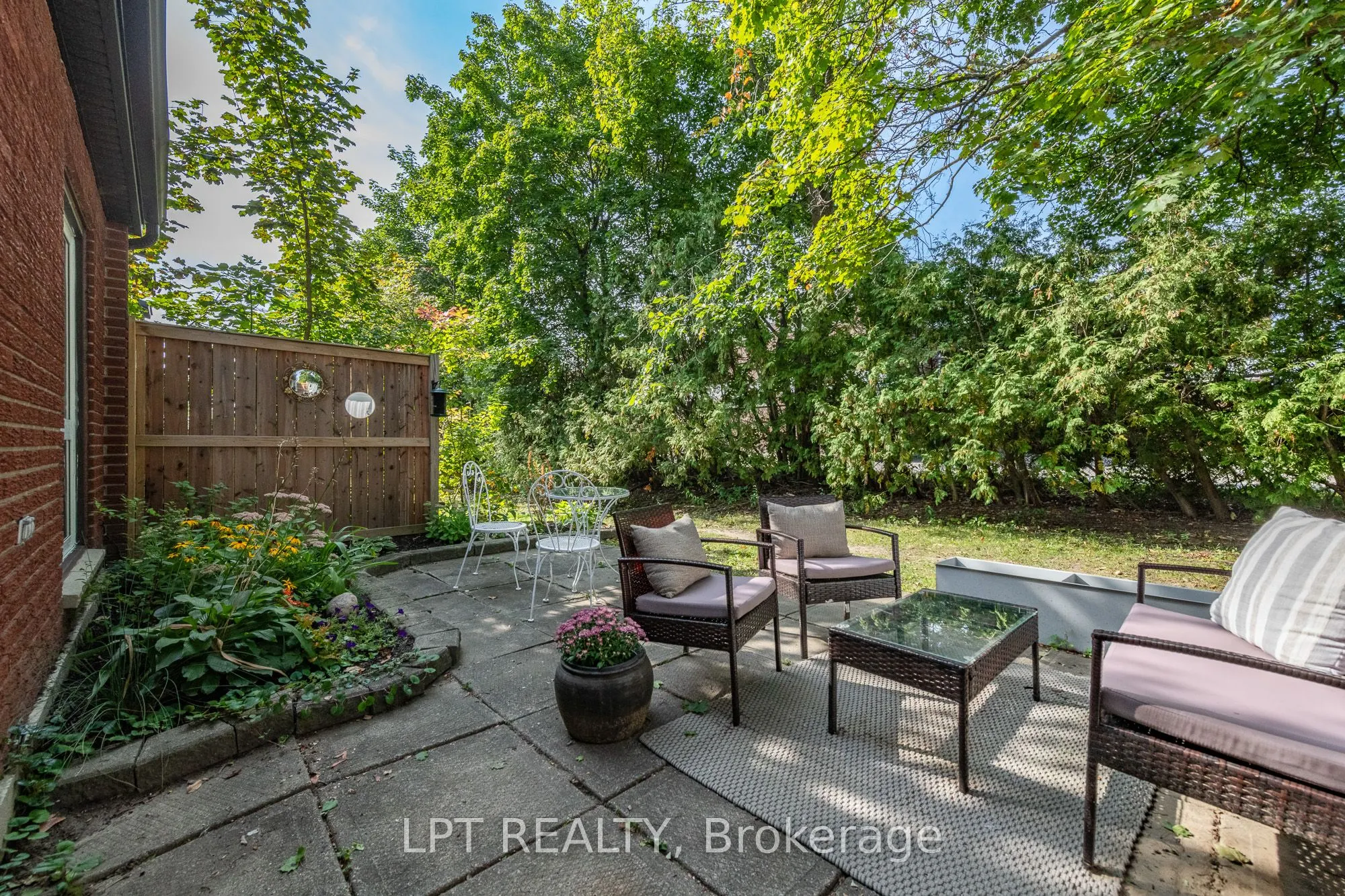 2080 OGILVIE Road #7J